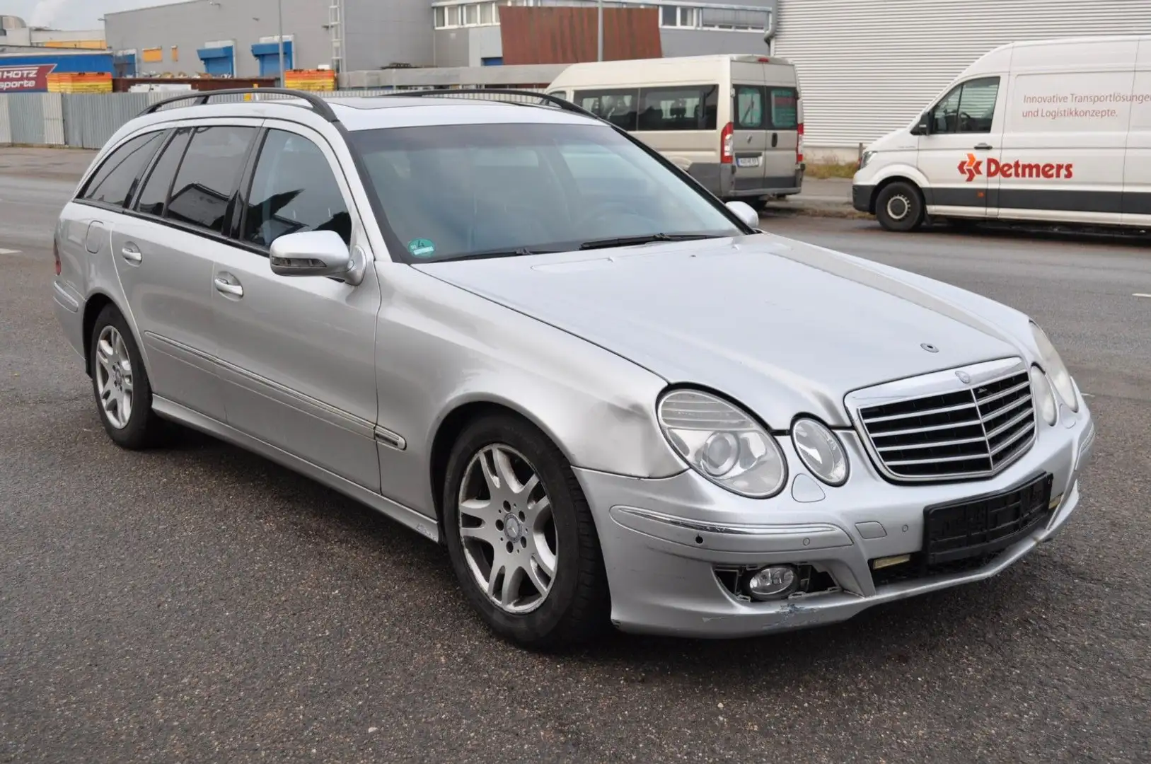 Mercedes-Benz E 320 T CDI Plateado - 1