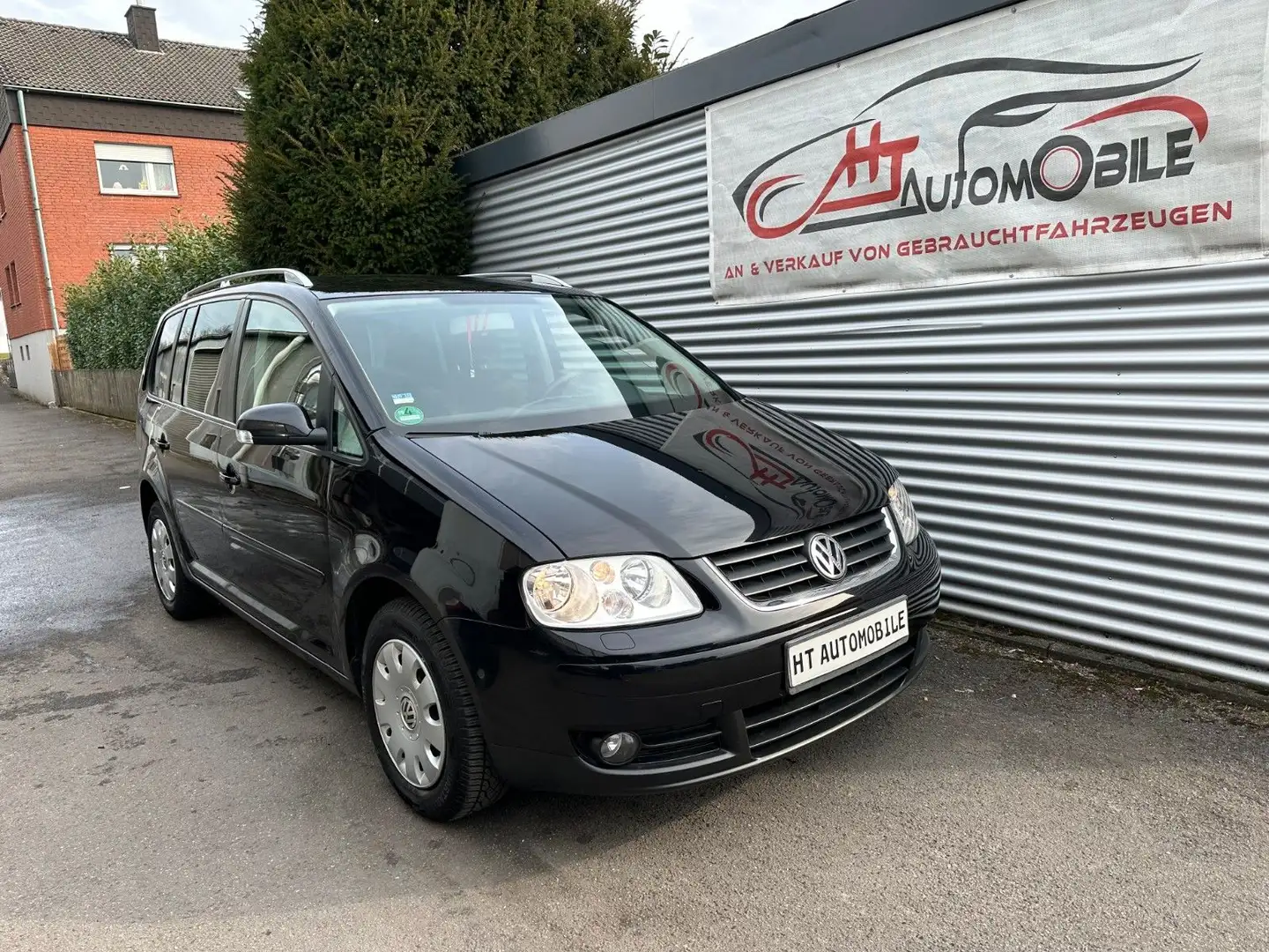 Volkswagen Touran 2.0 TDI NAVI/TEMP/SHZ/KLIMAAUT/1.HAND Noir - 1