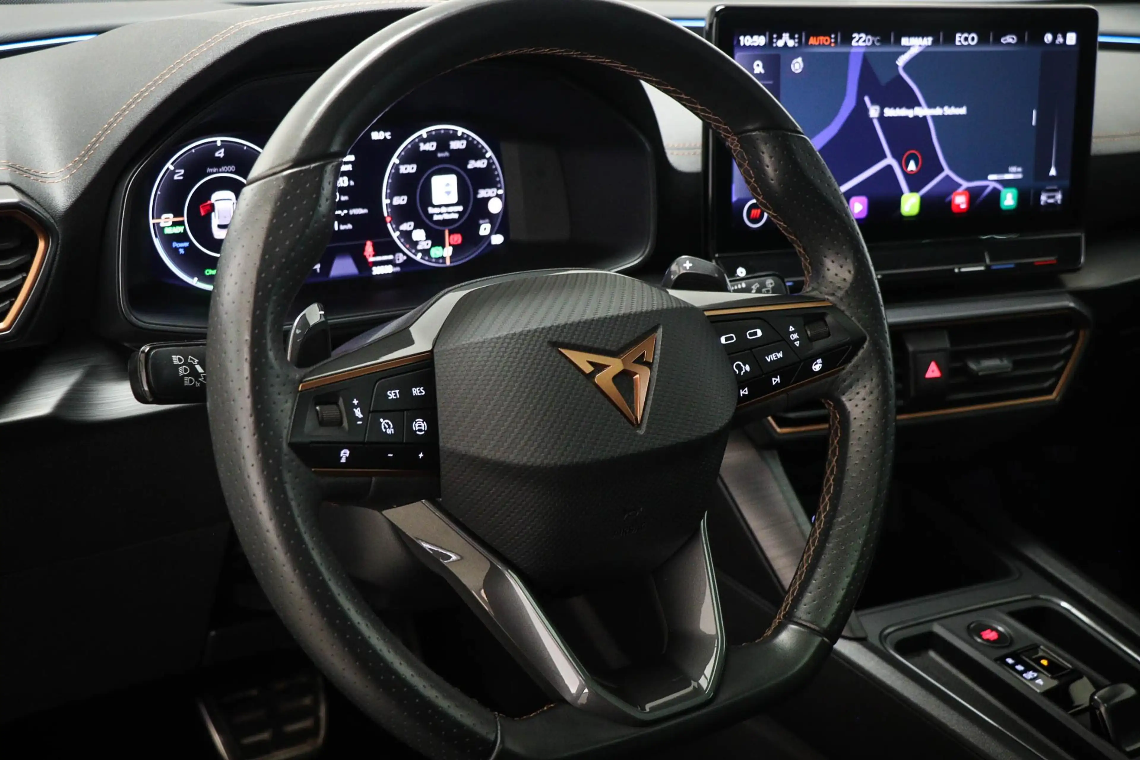 CUPRA Formentor 1.4 e-Hybrid VZ Copper Edition | PANORAMADAK | STU — photo 34
