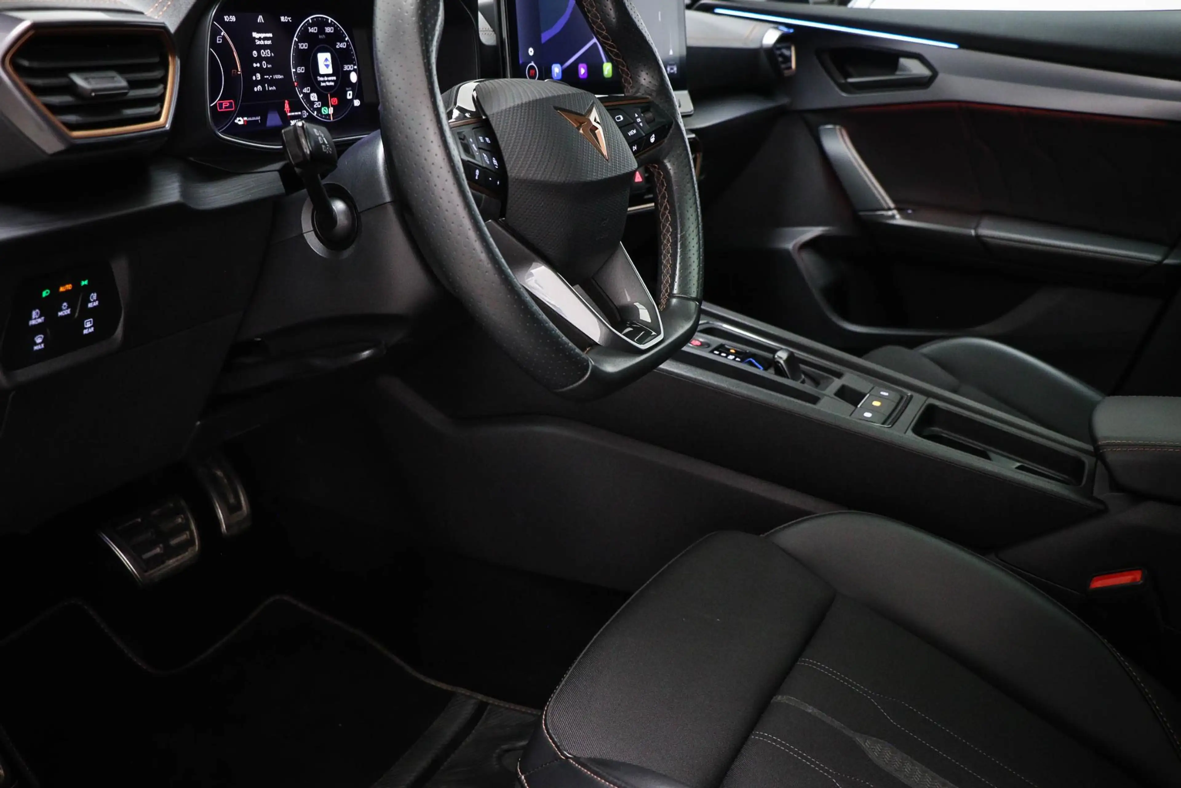 CUPRA Formentor 1.4 e-Hybrid VZ Copper Edition | PANORAMADAK | STU — photo 32