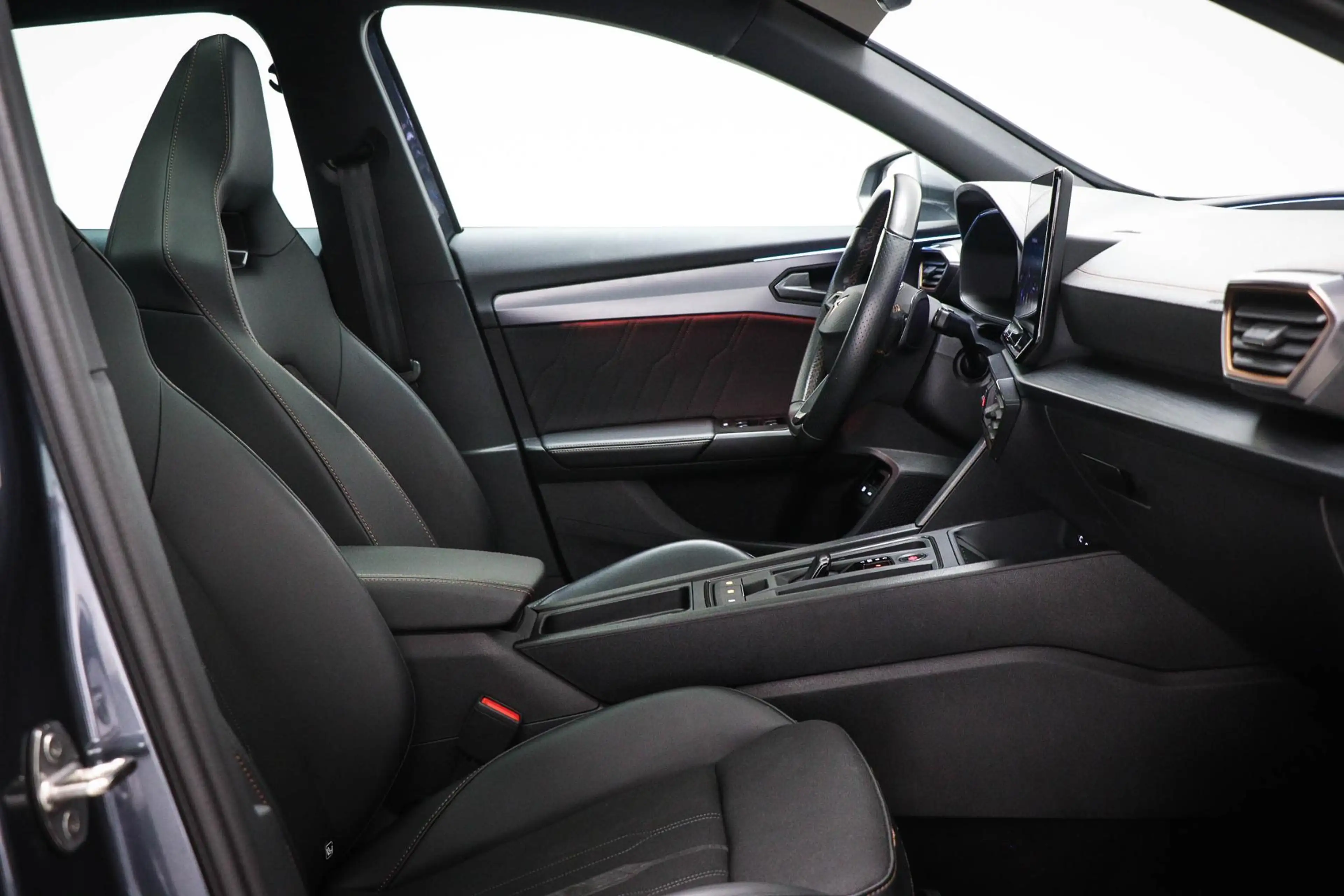 CUPRA Formentor 1.4 e-Hybrid VZ Copper Edition | PANORAMADAK | STU — photo 4
