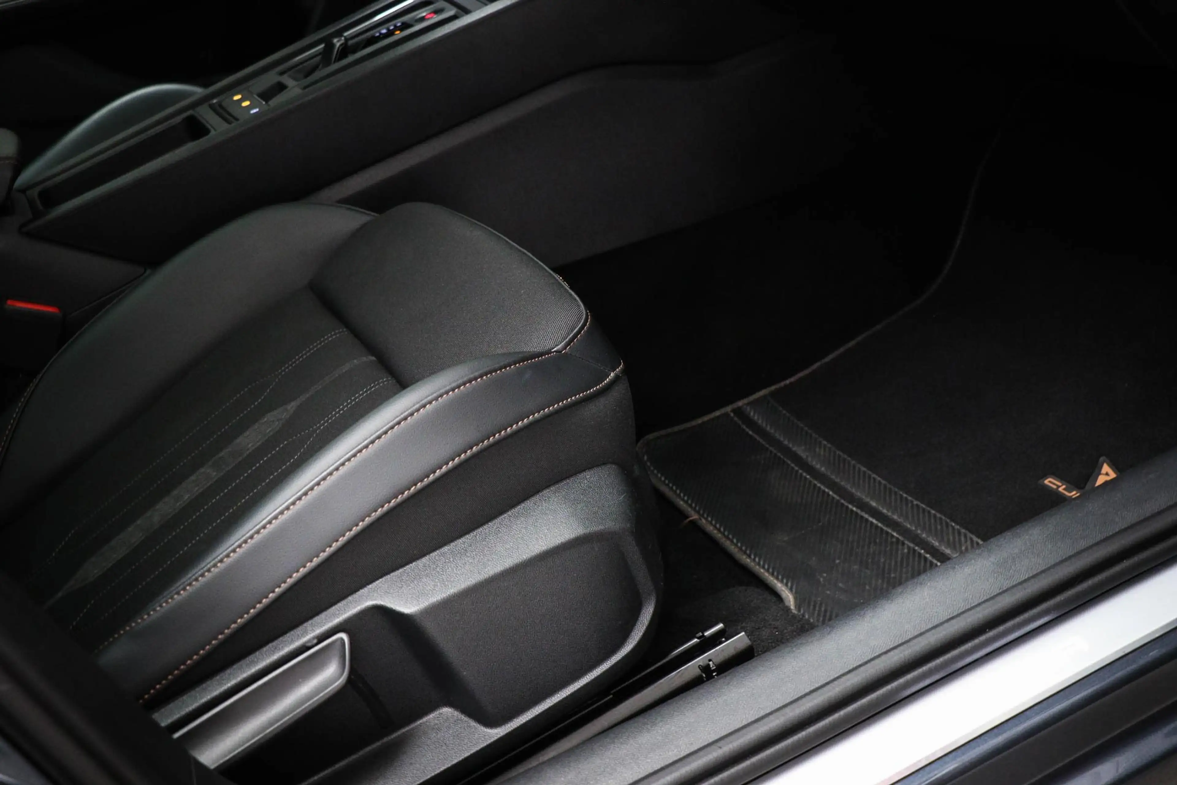 CUPRA Formentor 1.4 e-Hybrid VZ Copper Edition | PANORAMADAK | STU — photo 13