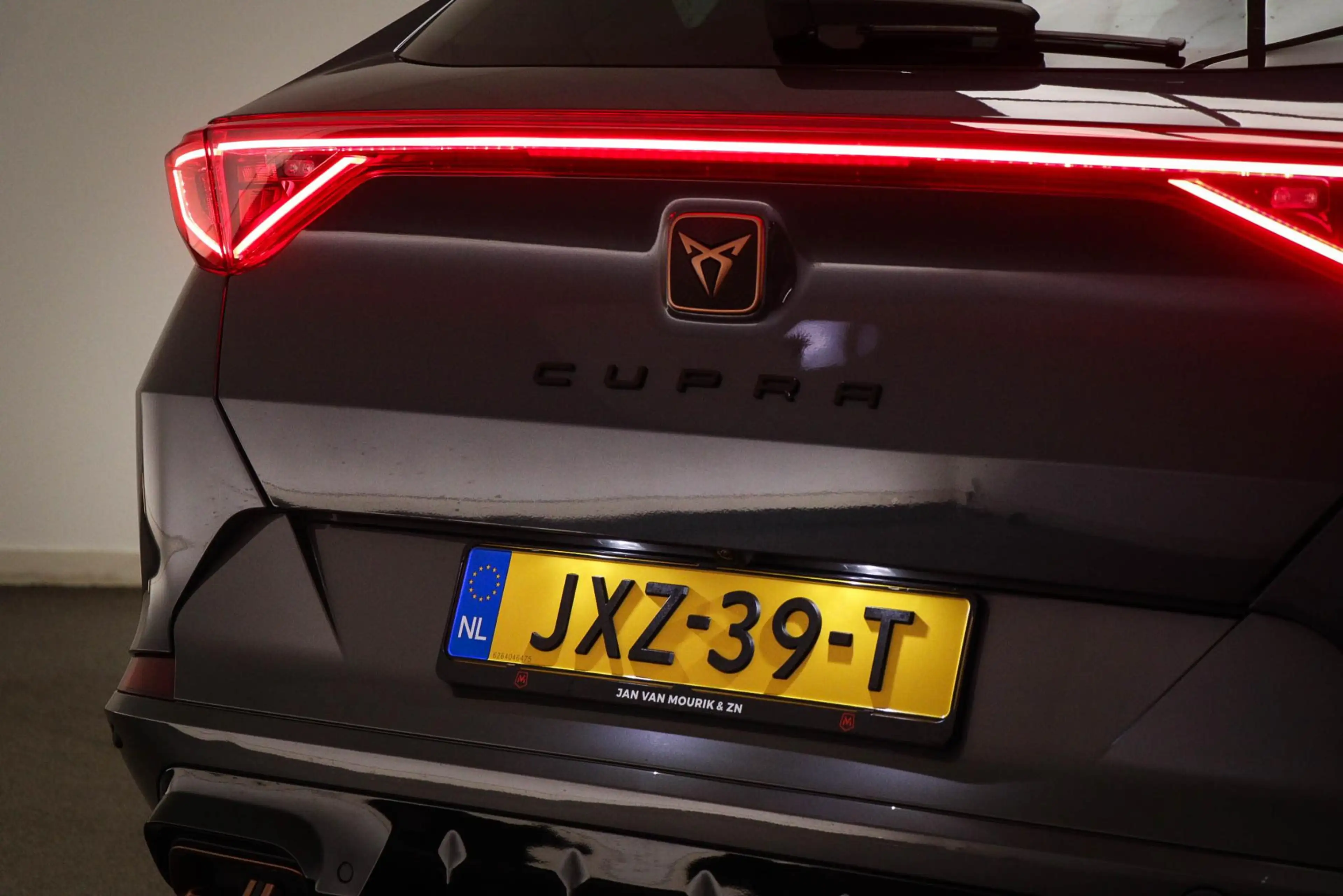 CUPRA Formentor 1.4 e-Hybrid VZ Copper Edition | PANORAMADAK | STU — photo 27