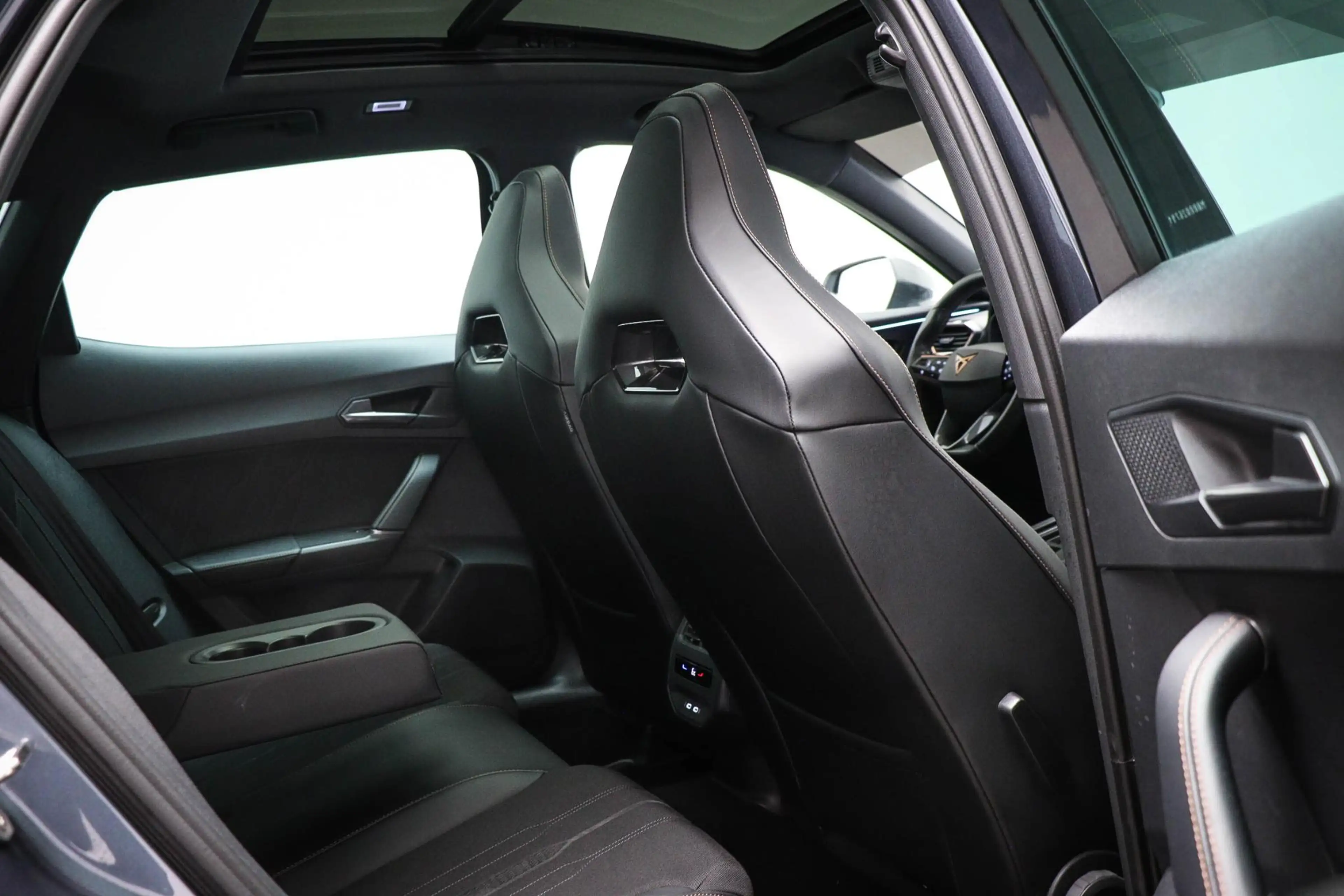 CUPRA Formentor 1.4 e-Hybrid VZ Copper Edition | PANORAMADAK | STU — photo 15