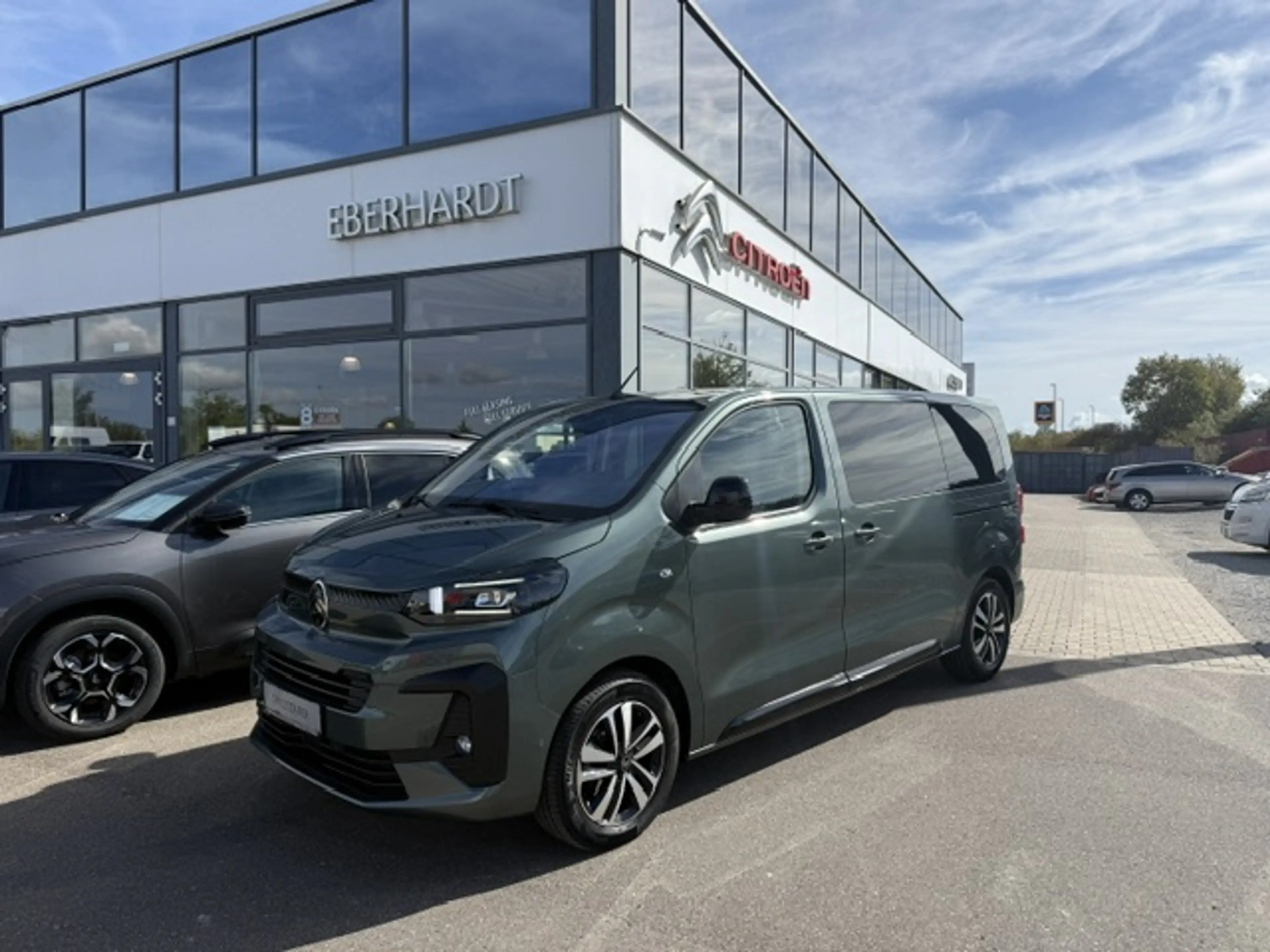 Citroen Spacetourer Blue HDI 180 EAT8 Plus Automatik — photo 2