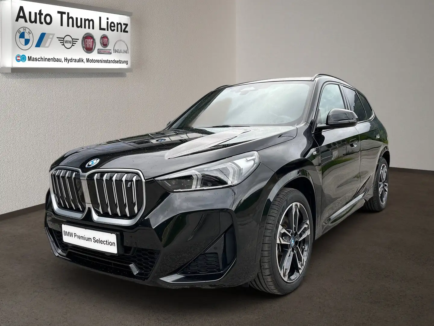 BMW iX1 xDrive30 U11 XE2 Nero - 1