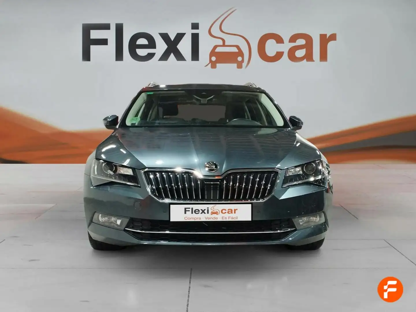 Skoda Superb Combi 2.0TDI AdBlue Style DSG7 110kW Gris - 2
