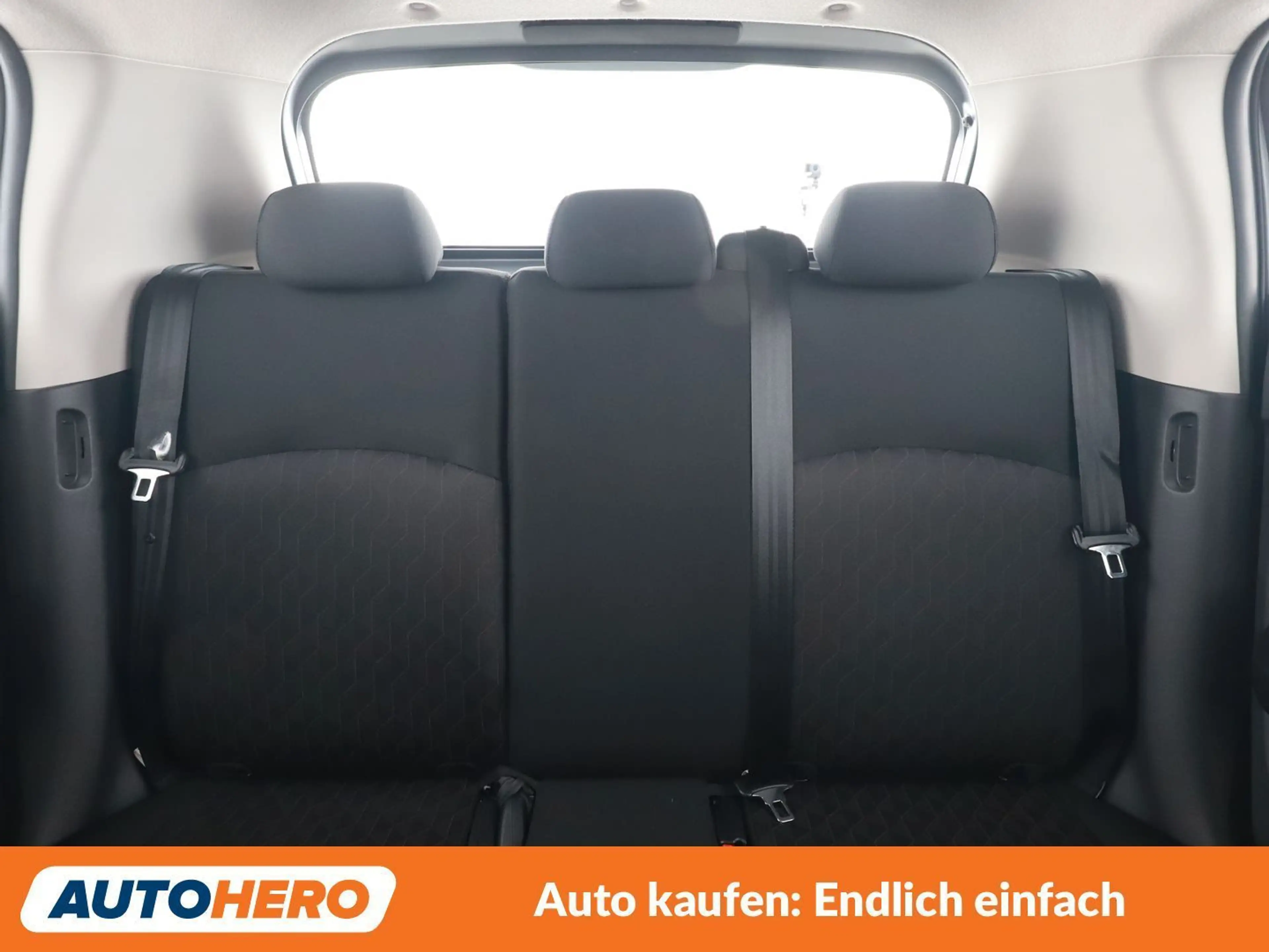 Mitsubishi Space Star 1.2 Intro — photo 15