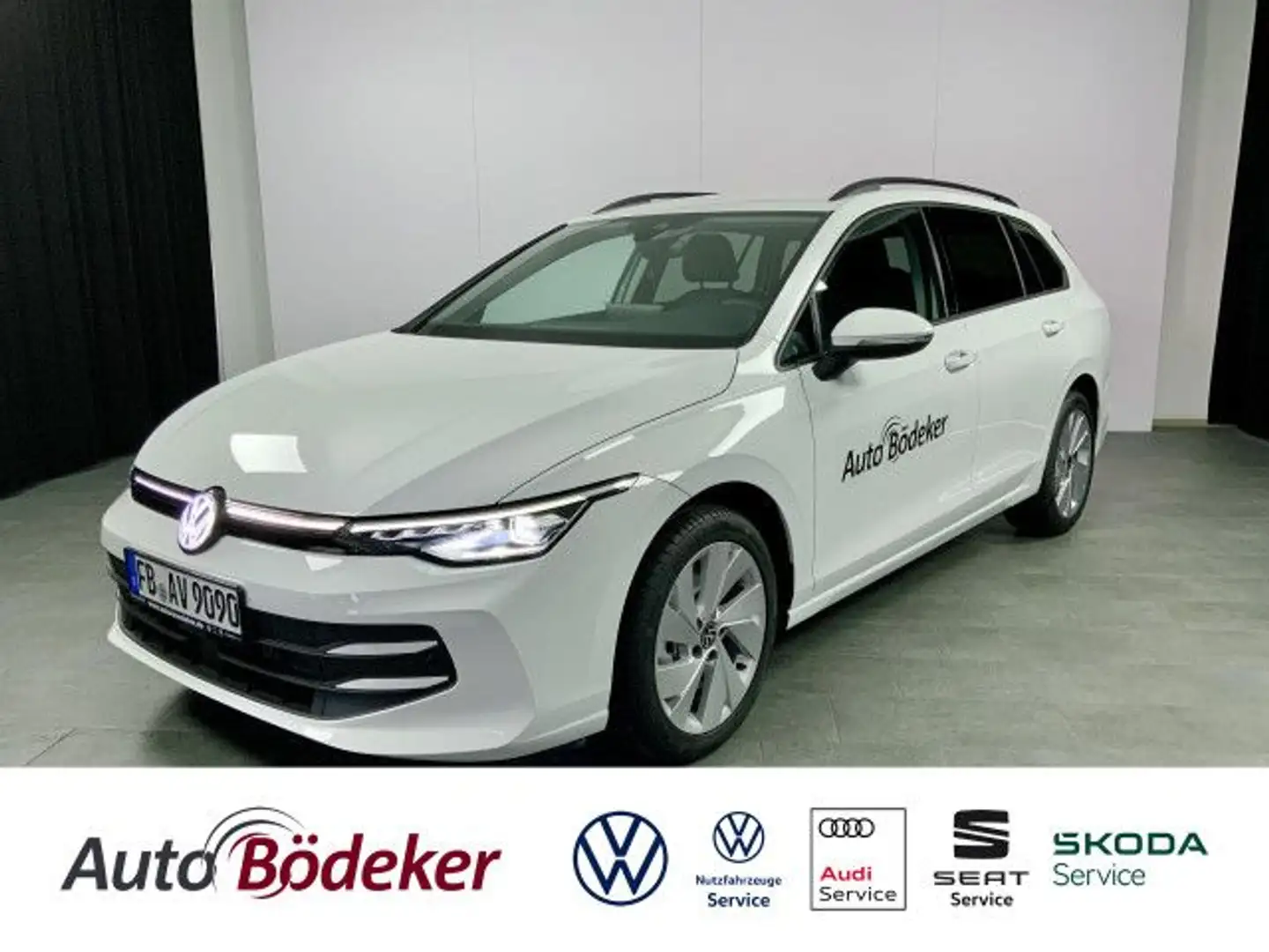 Volkswagen Golf Variant 1.5 TSI Life 6_Gang Bluetooth LED Weiß - 1