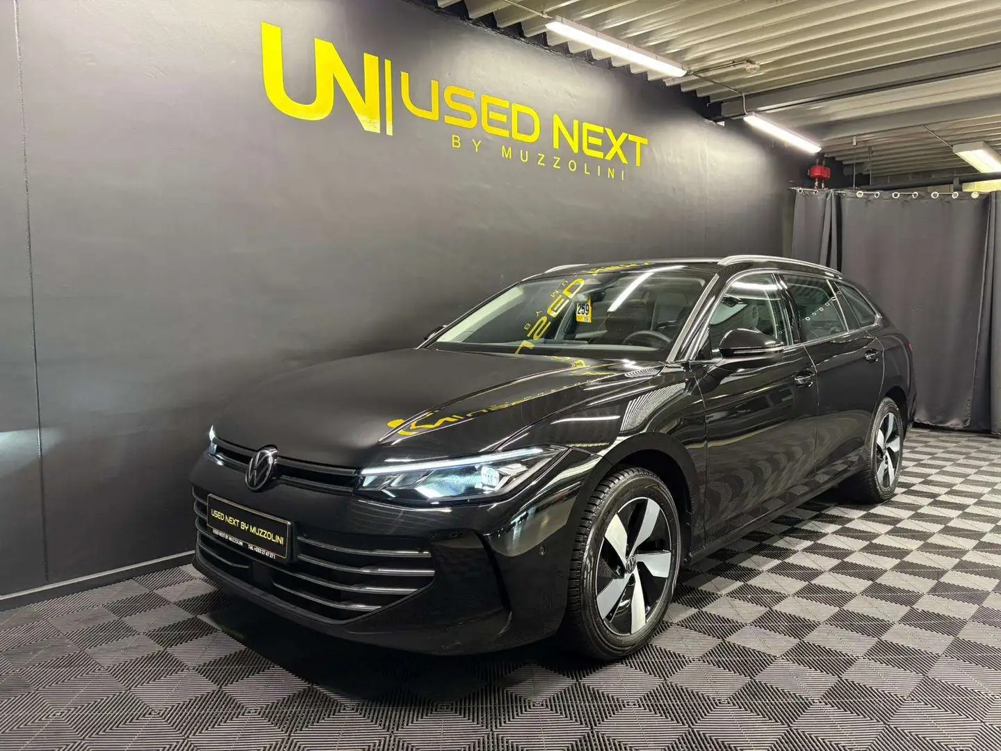 Volkswagen Passat Variant Business PLUS 1.5 eTSI 150 DSG FULL LIN... Negru - 1