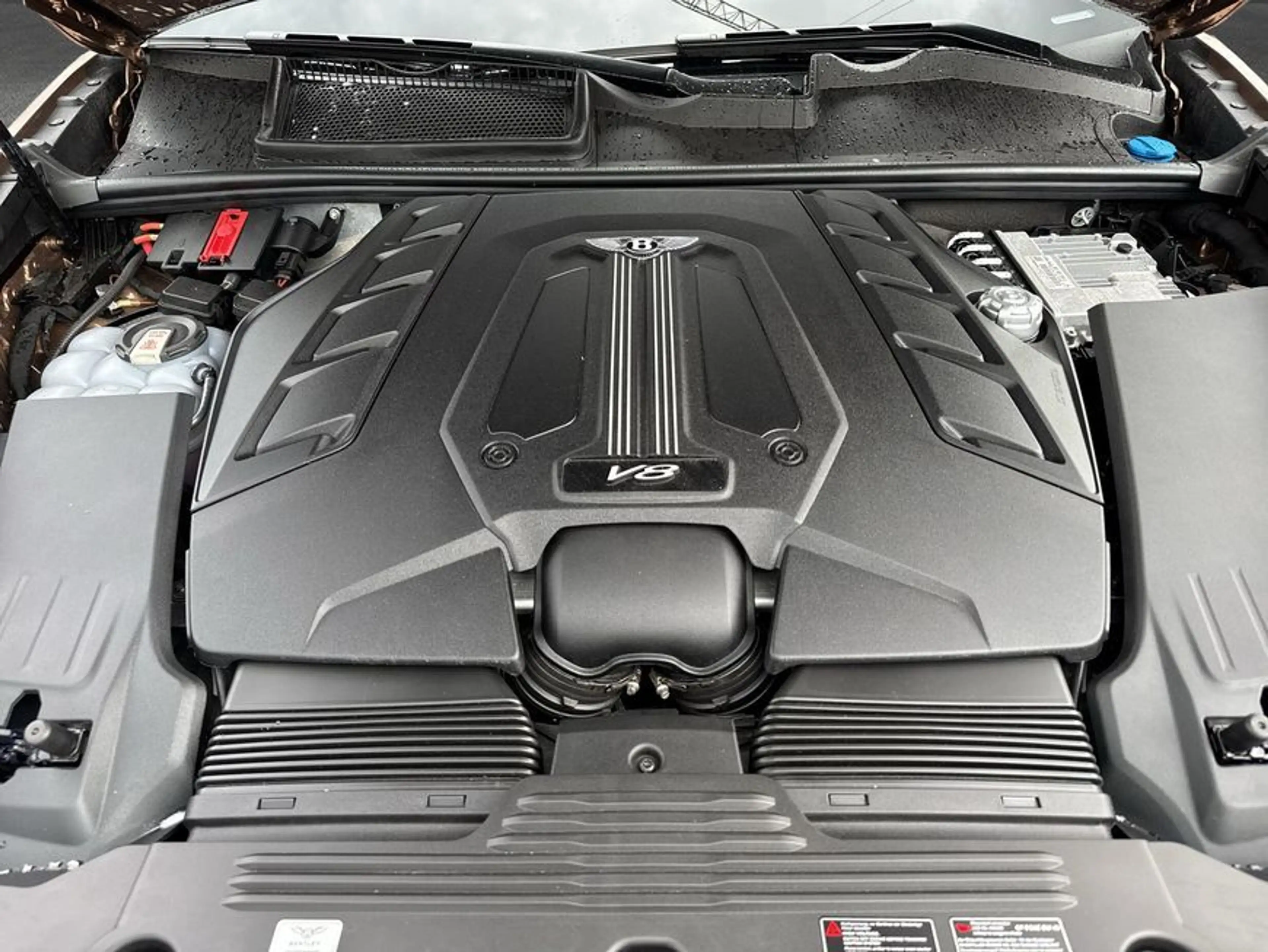 Bentley Bentayga New Bentayga V8 First Edition — photo 10