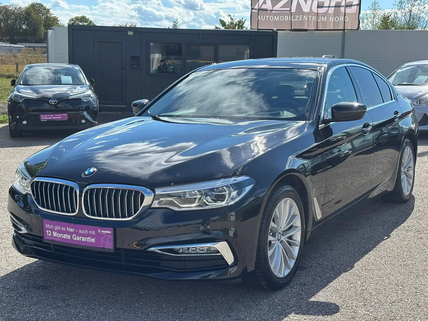 BMW 530 530 e PHEV iPerformance Luxury Line *LED/HUD/SHZ/NAVI* Schwarz - 1