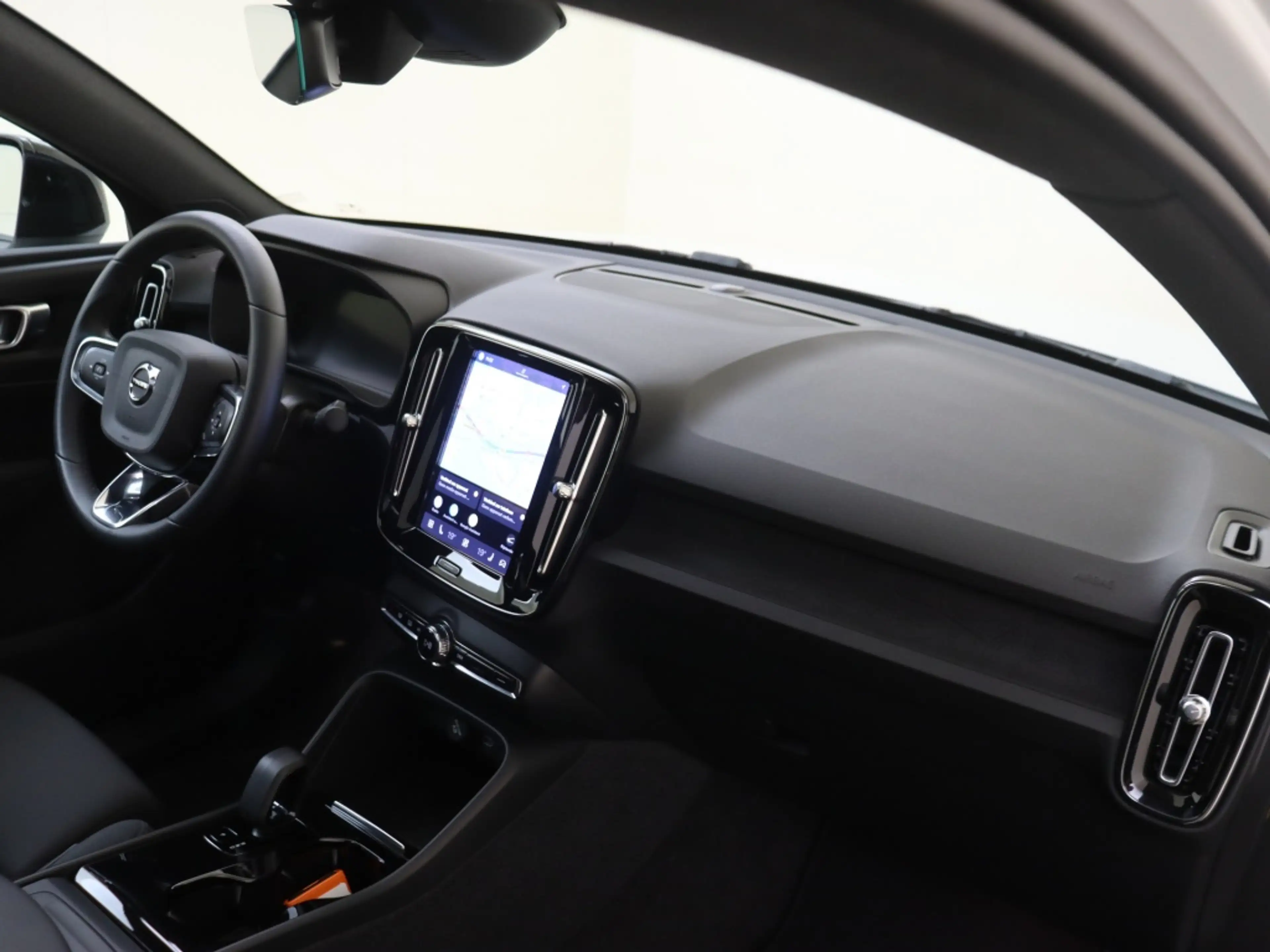 Volvo C40 Recharge Core 69kWh | Stoel-/Stuurverwarming | All — photo 12