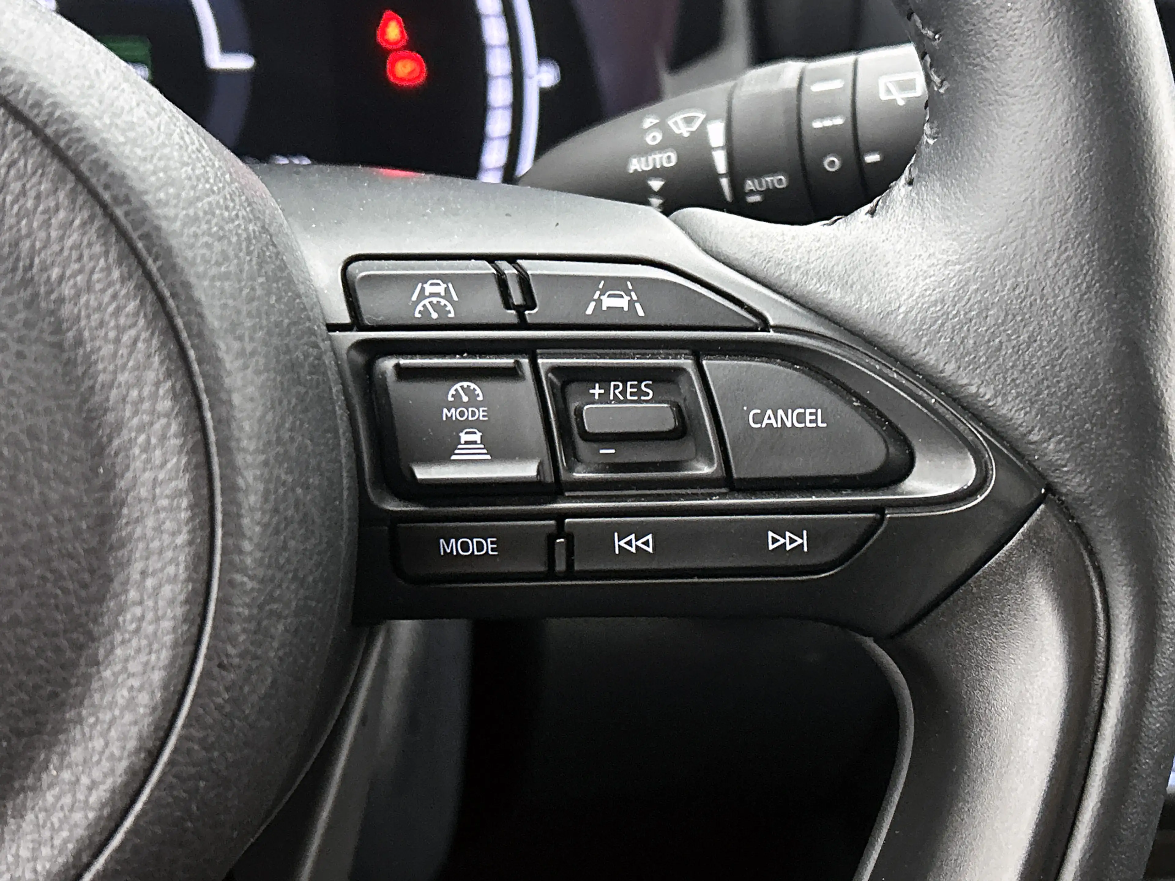 Toyota Yaris 1.5 Hybrid 115 Dynamic | Parkeersensoren V+A | Stu — photo 14