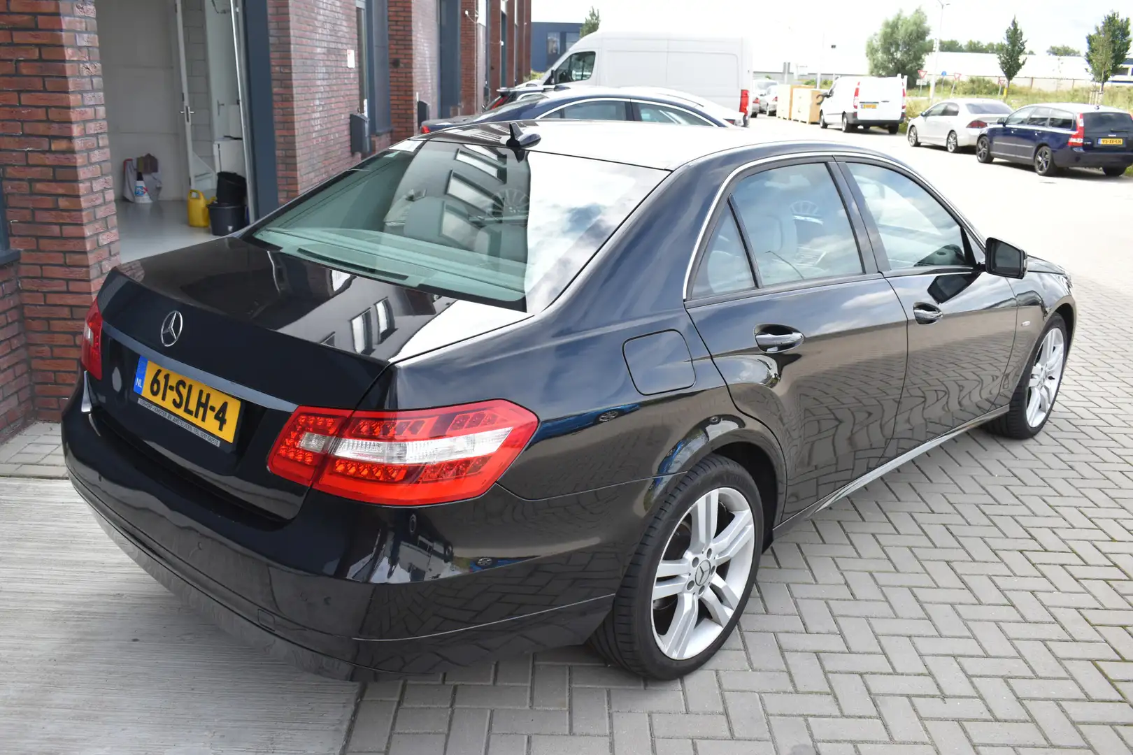 Mercedes-Benz E 200 CDI Noir - 2