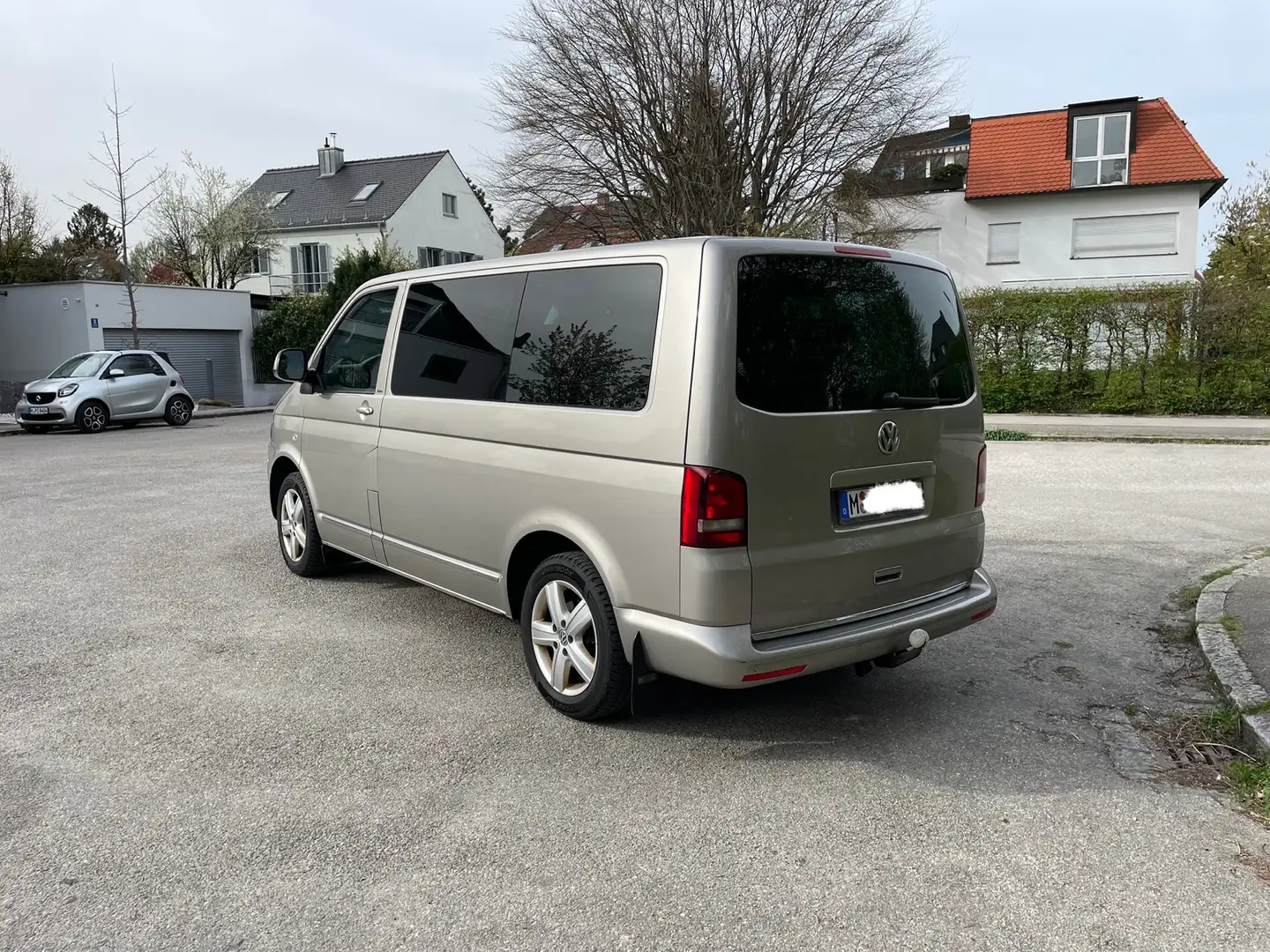 Volkswagen T5 Multivan Silber - 2