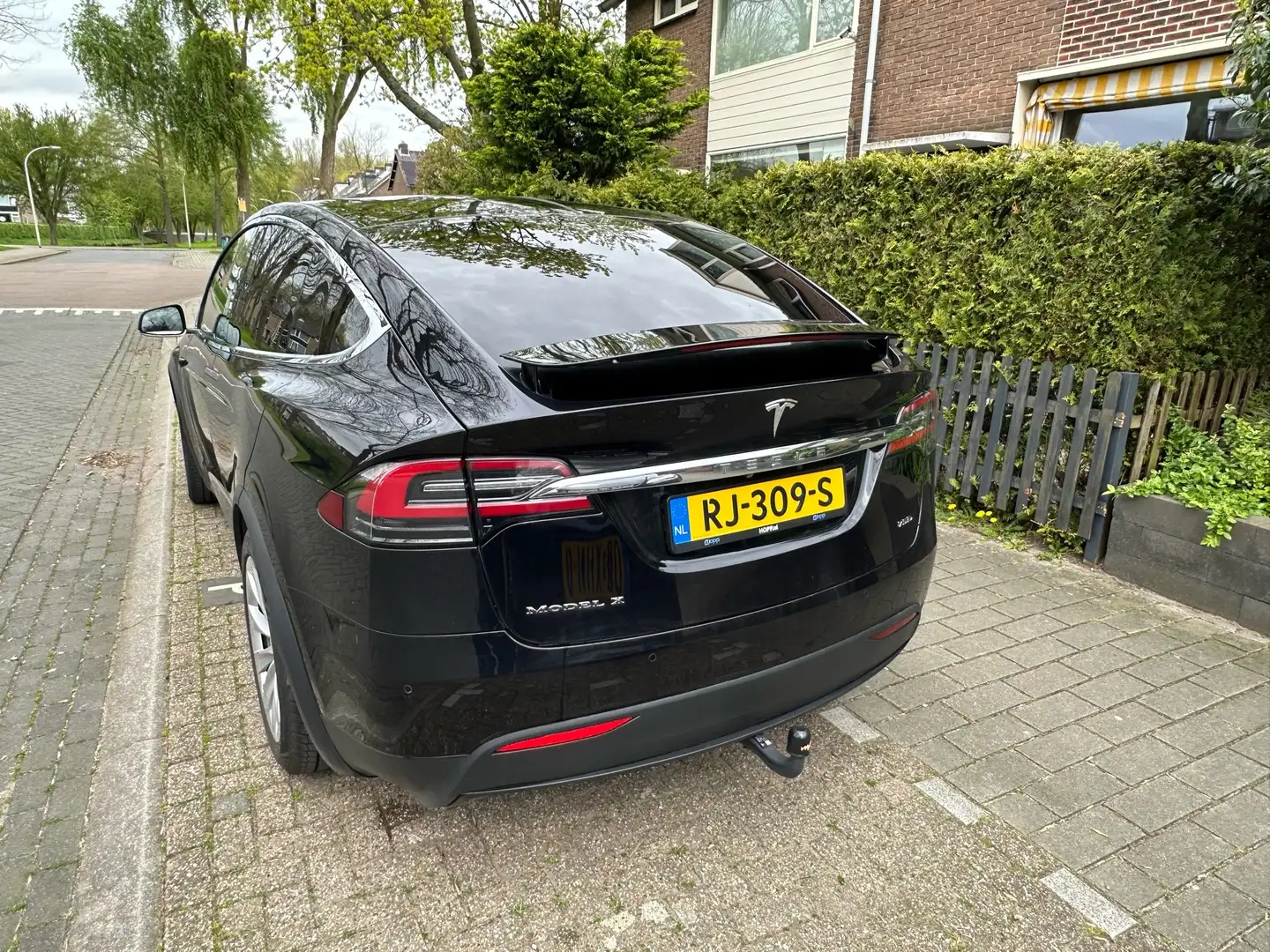 Tesla Model X 75D Base 7p. Negro - 2