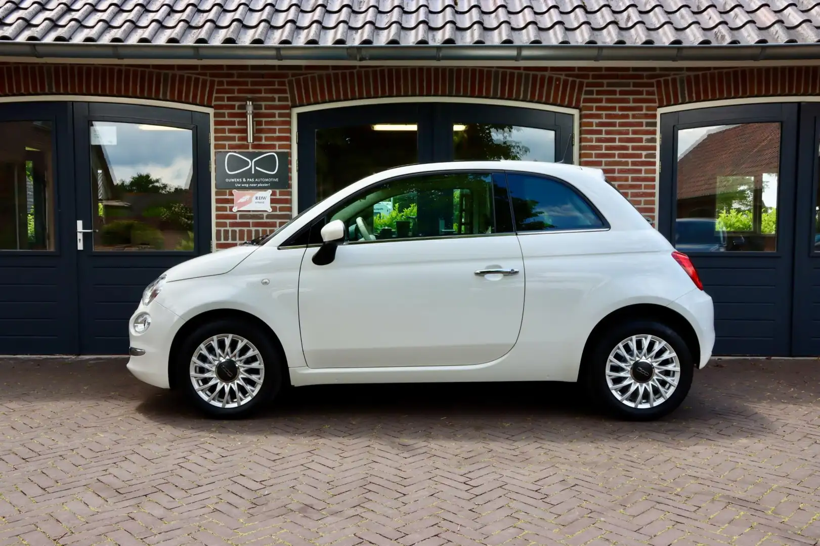 Fiat 500 1.2 Lounge | AUTOMAAT | PANORAMA | CRUISE | CARPLA Weiß - 2