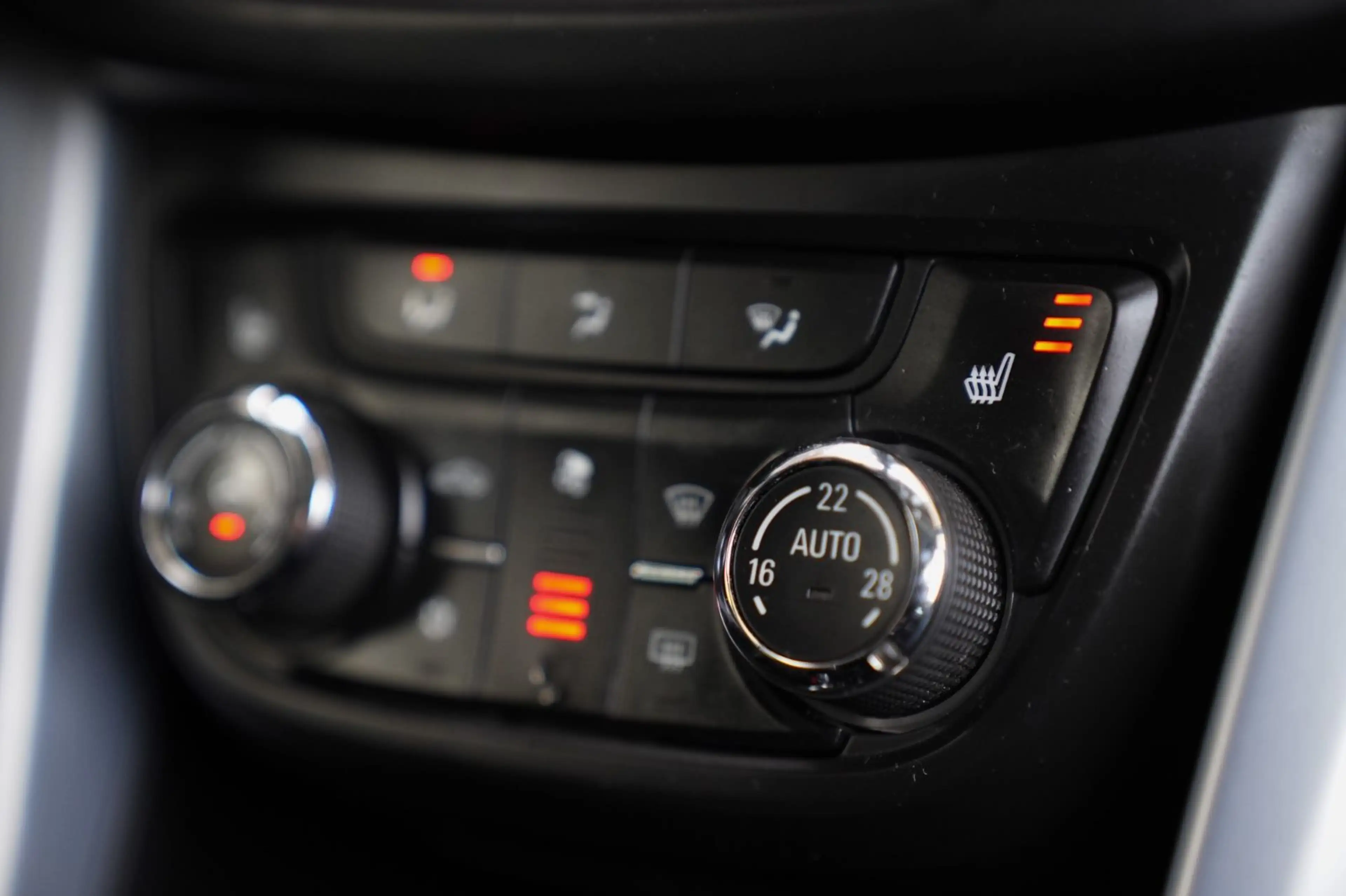 Opel Zafira C Tourer *Scheckheft/SHZ/Klimaaut./Temp.* — photo 15