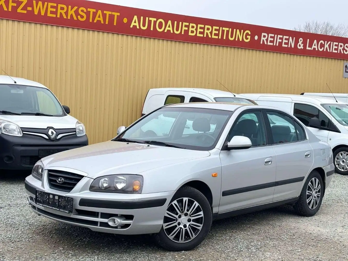 Hyundai ELANTRA ELANTRA 1.6 Klima, Anhängerkupp. Erst 71404km, Argent - 1