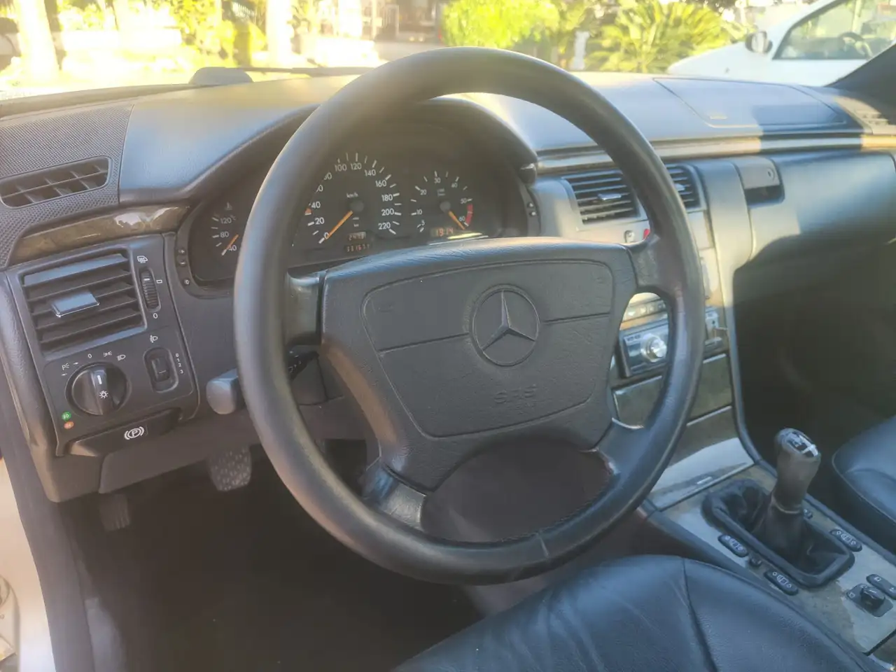 Mercedes-Benz E 250 d Avantgarde, foto 6