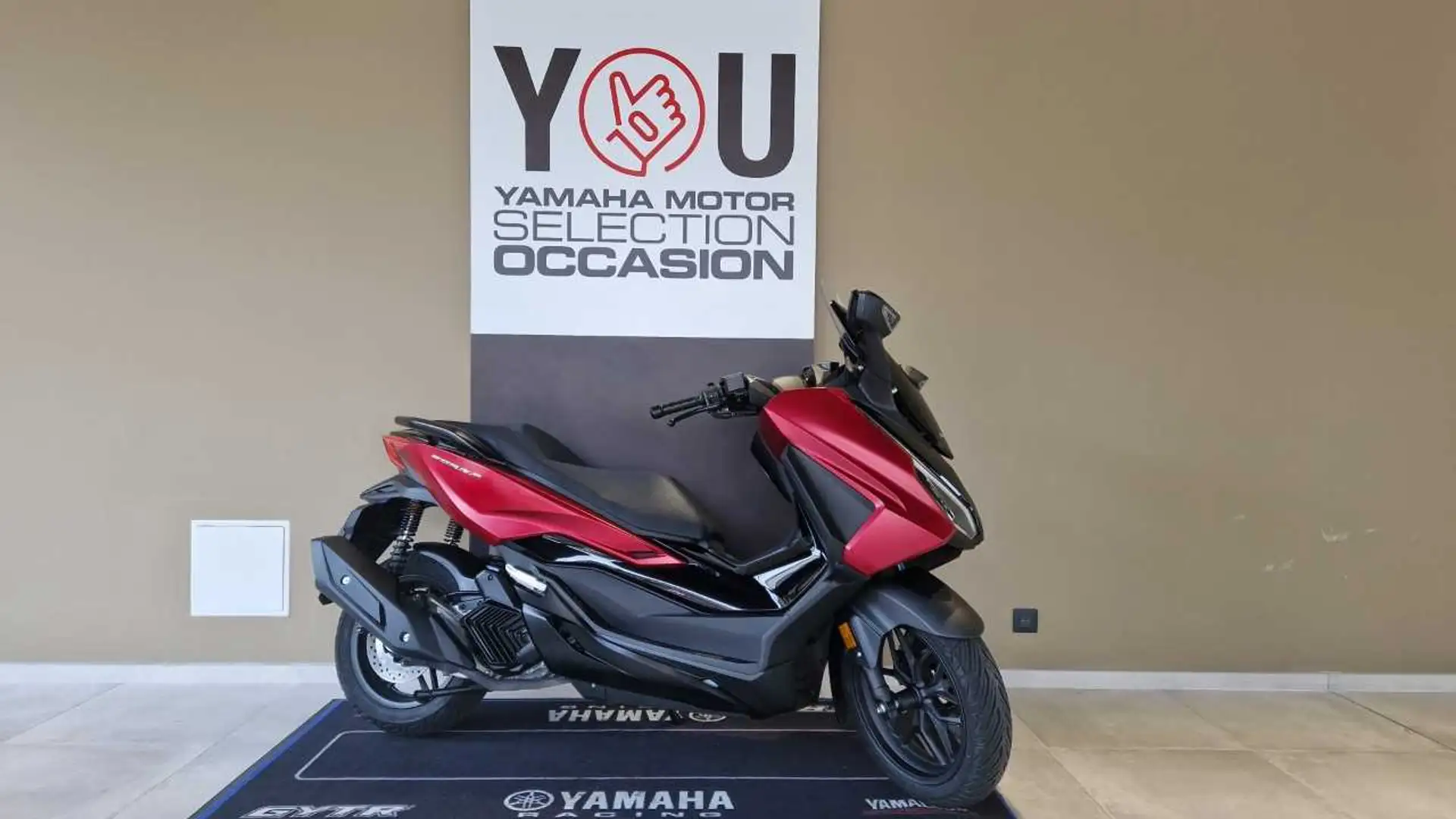 Honda Forza 125 Roşu - 1