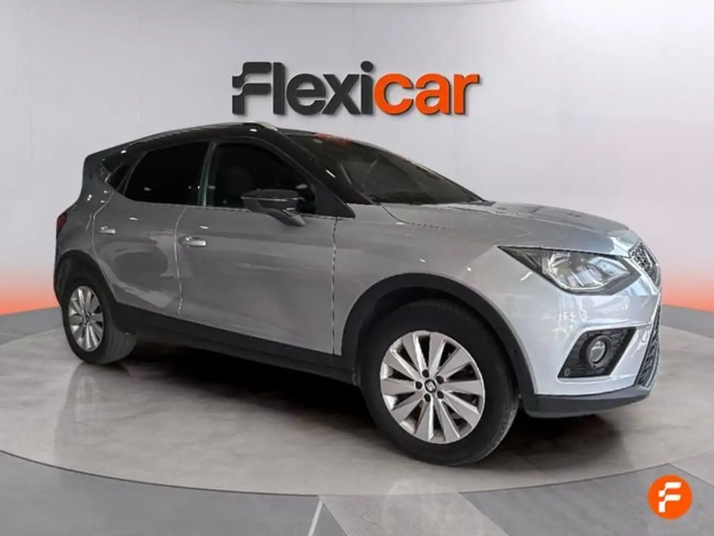 SEAT Arona 1.0 TSI Ecomotive S&S Style 115 Gris - 2
