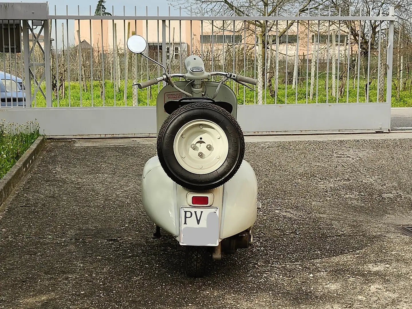 Vespa 150 Struzzo  VL3T Beige - 2