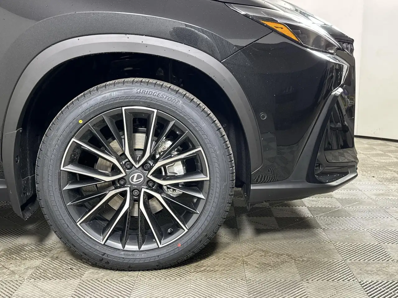 Lexus NX снимка Lexus NX