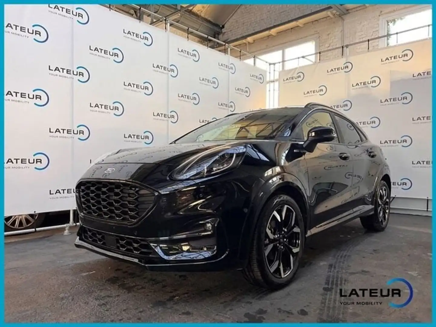 Ford Puma ST-Line X 1.0i EcoBoost mHEV 125ps / 92kW M6 Schwarz - 1
