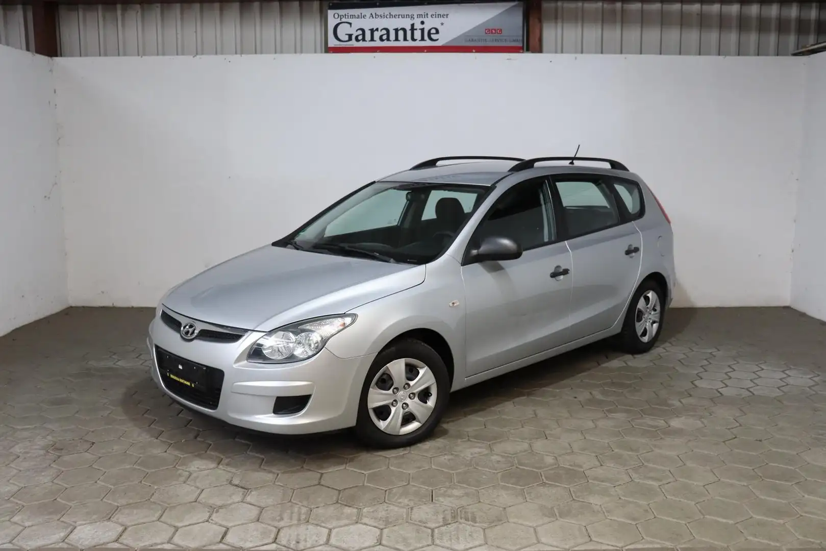 Hyundai i30 cw Edition+ 1.4 KLIMA*USB/AUX Silber - 2