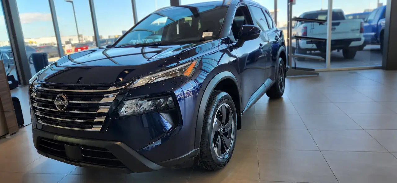 Nissan Rogue снимка Nissan Rogue