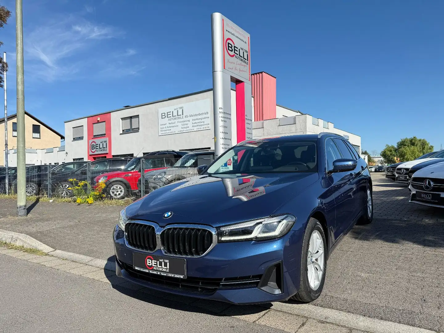 BMW 520 d xDrive Touring HUD LED 1.Hand FINANZIERUNG Bleu - 1
