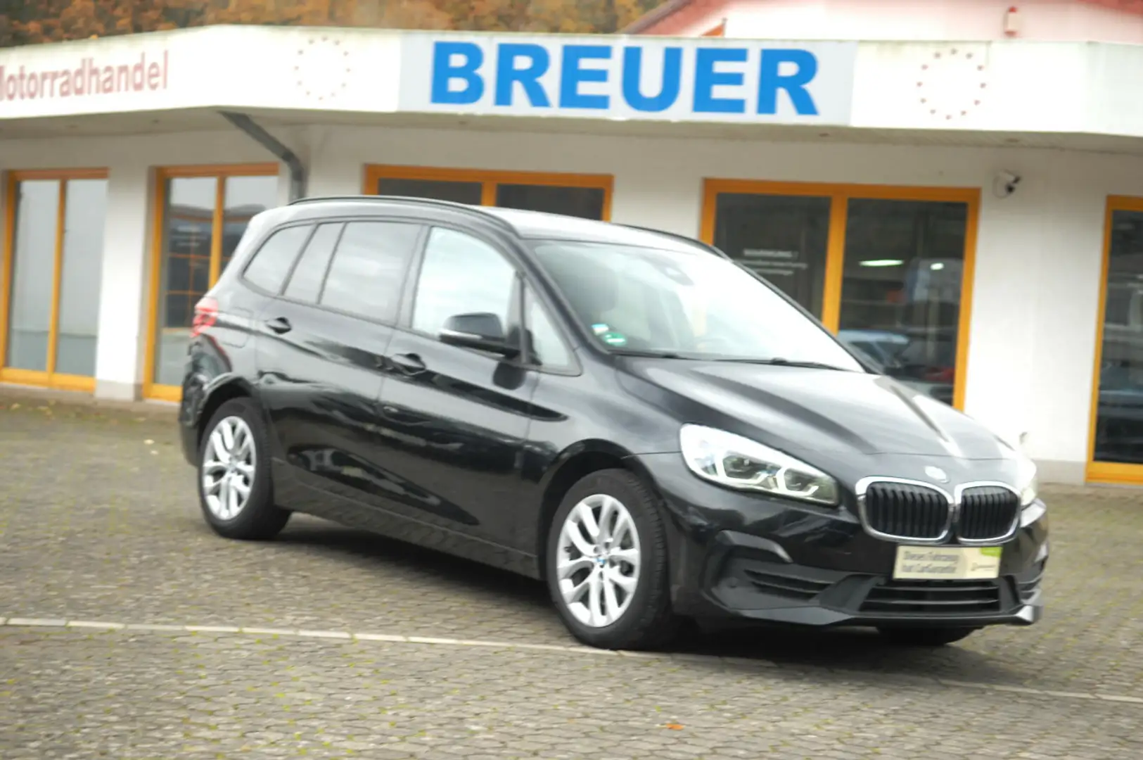 BMW 218 218 d Advantage Navi Automatik LED AHK Schwarz - 1