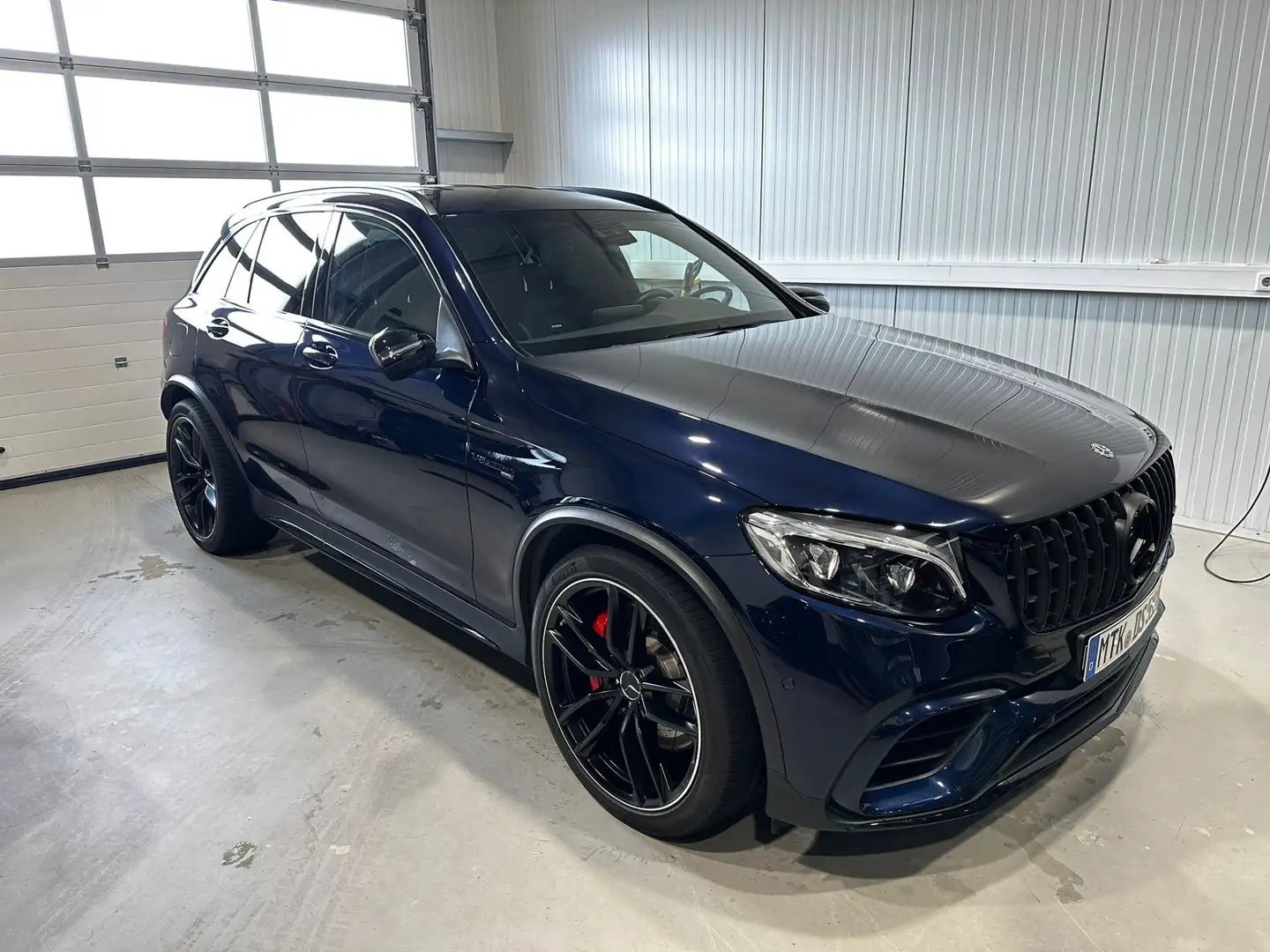 Mercedes-Benz GLC 63 AMG GLC 63 S AMG 4Matic (253.989) Niebieski - 1