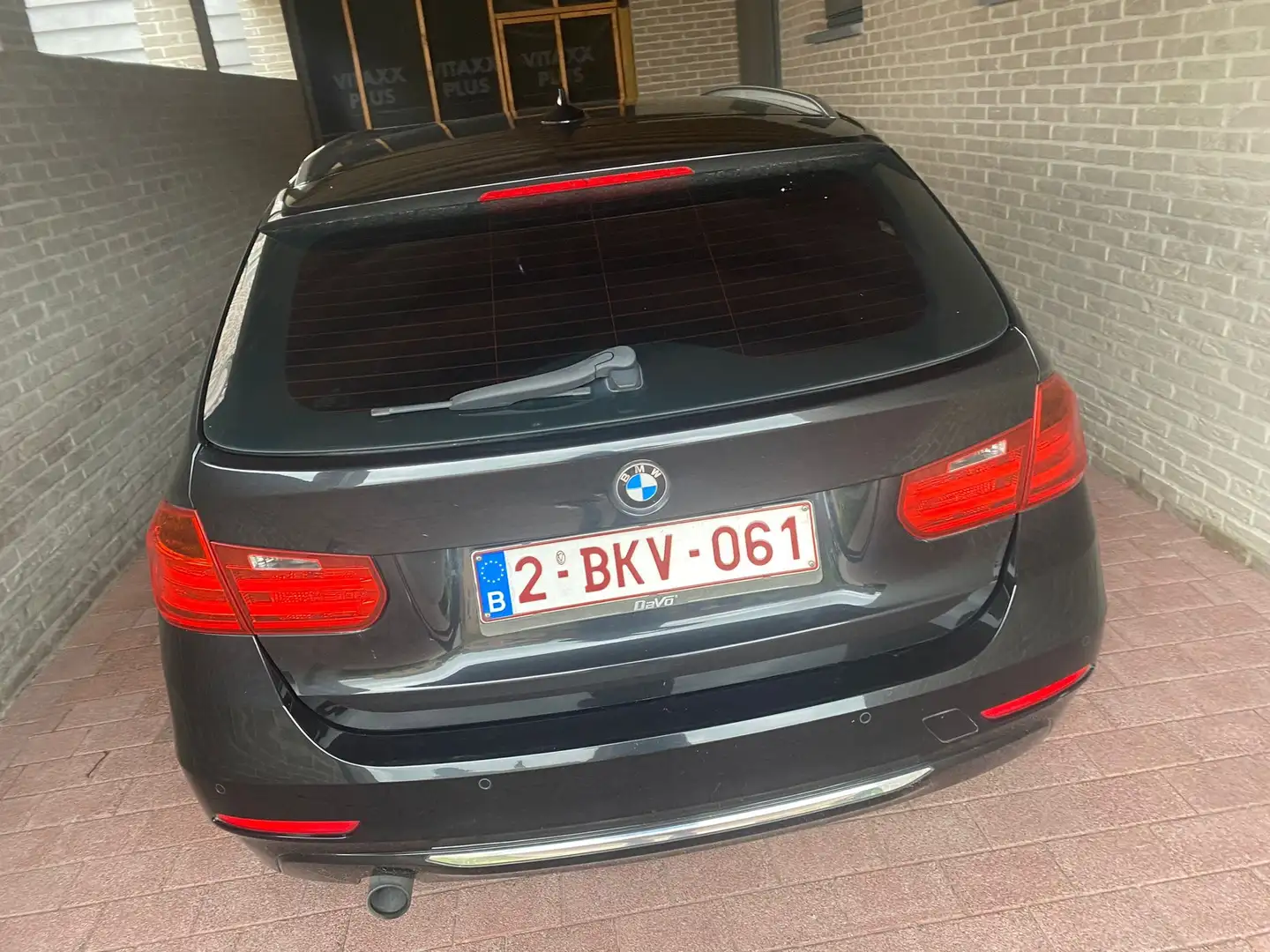 BMW 318 318d Touring Blue Performance Luxury Line Czarny - 1