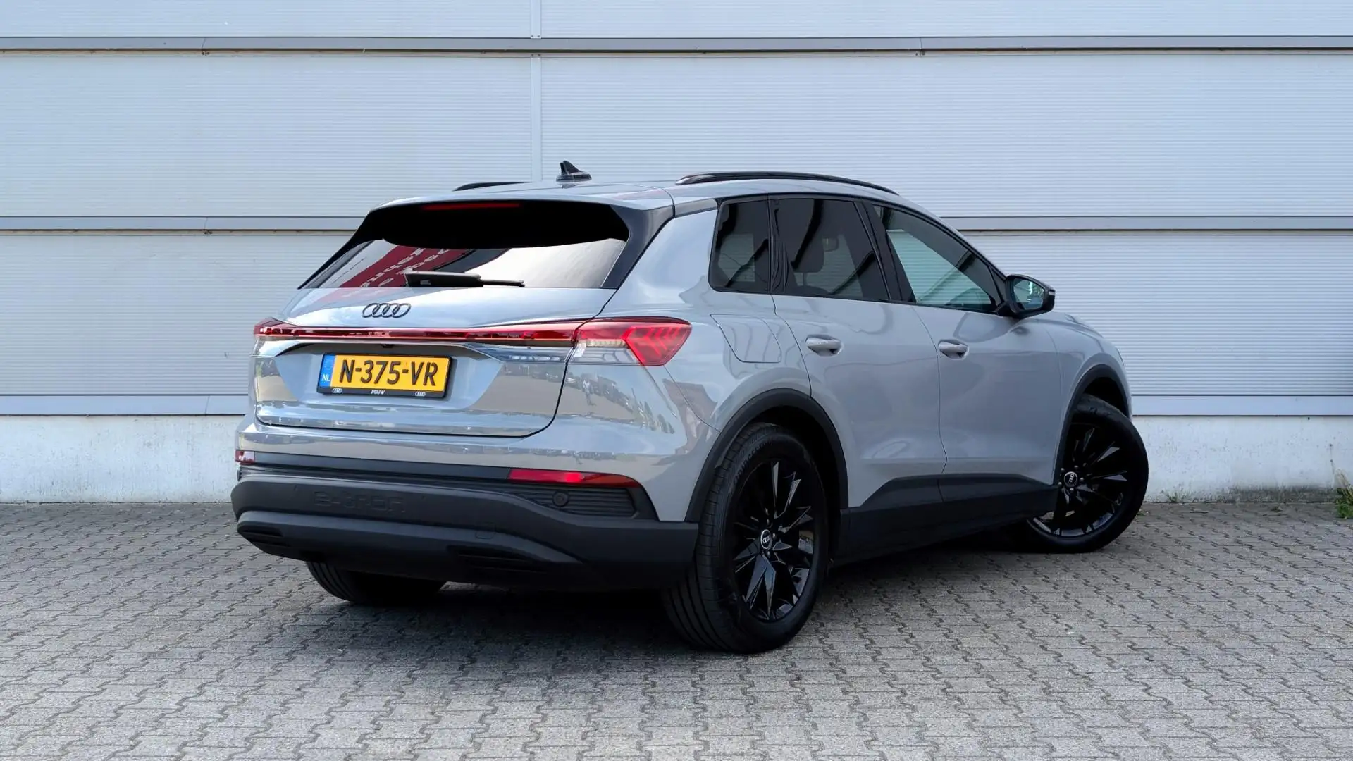 Audi Q4 e-tron 35 170pk Launch Edition 55 kWh | Warmtepomp | Smar Gris - 2