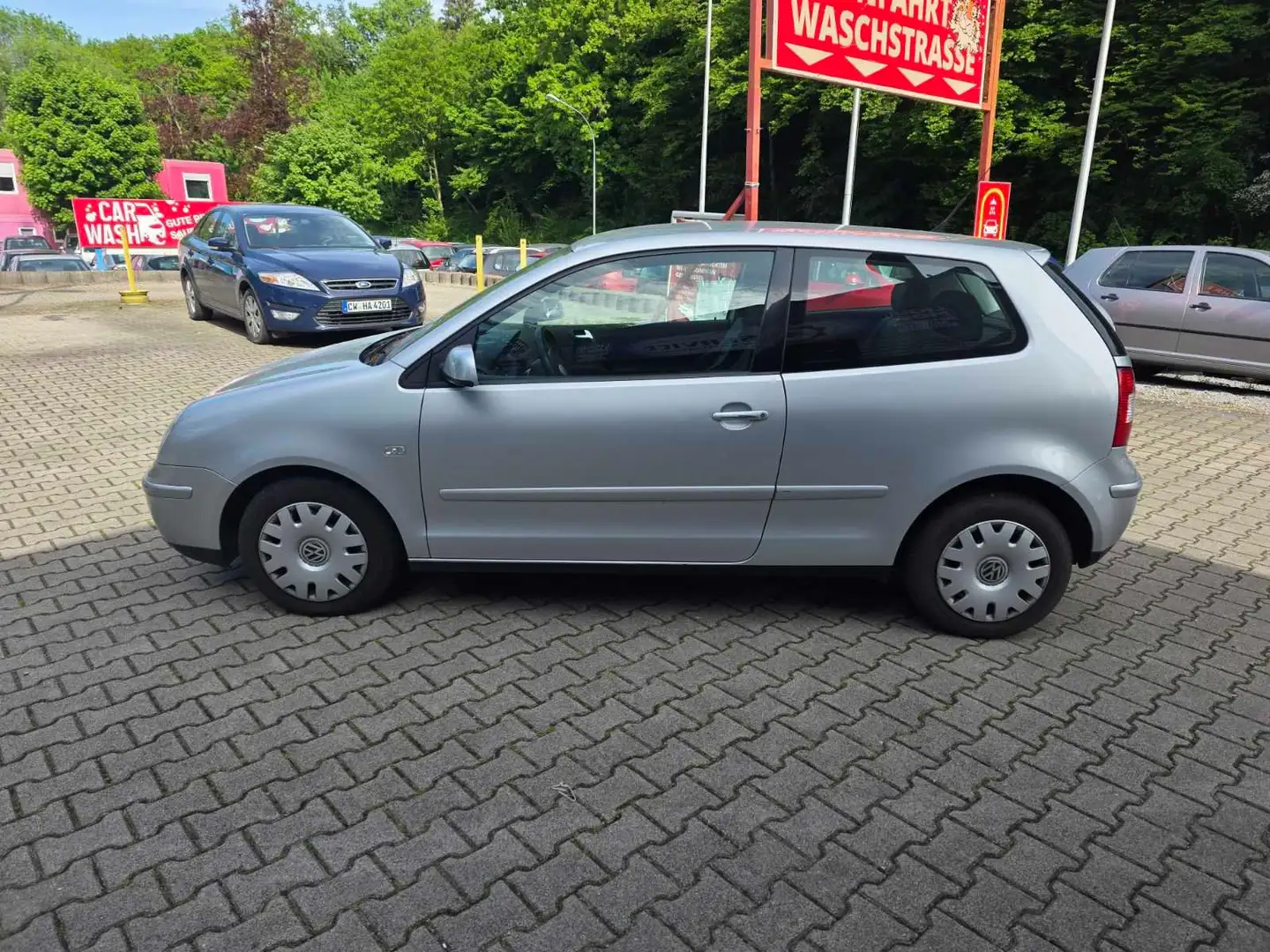 Volkswagen Polo Automatik  Highline Klima Preis inkl Neu Tüv Silber - 2