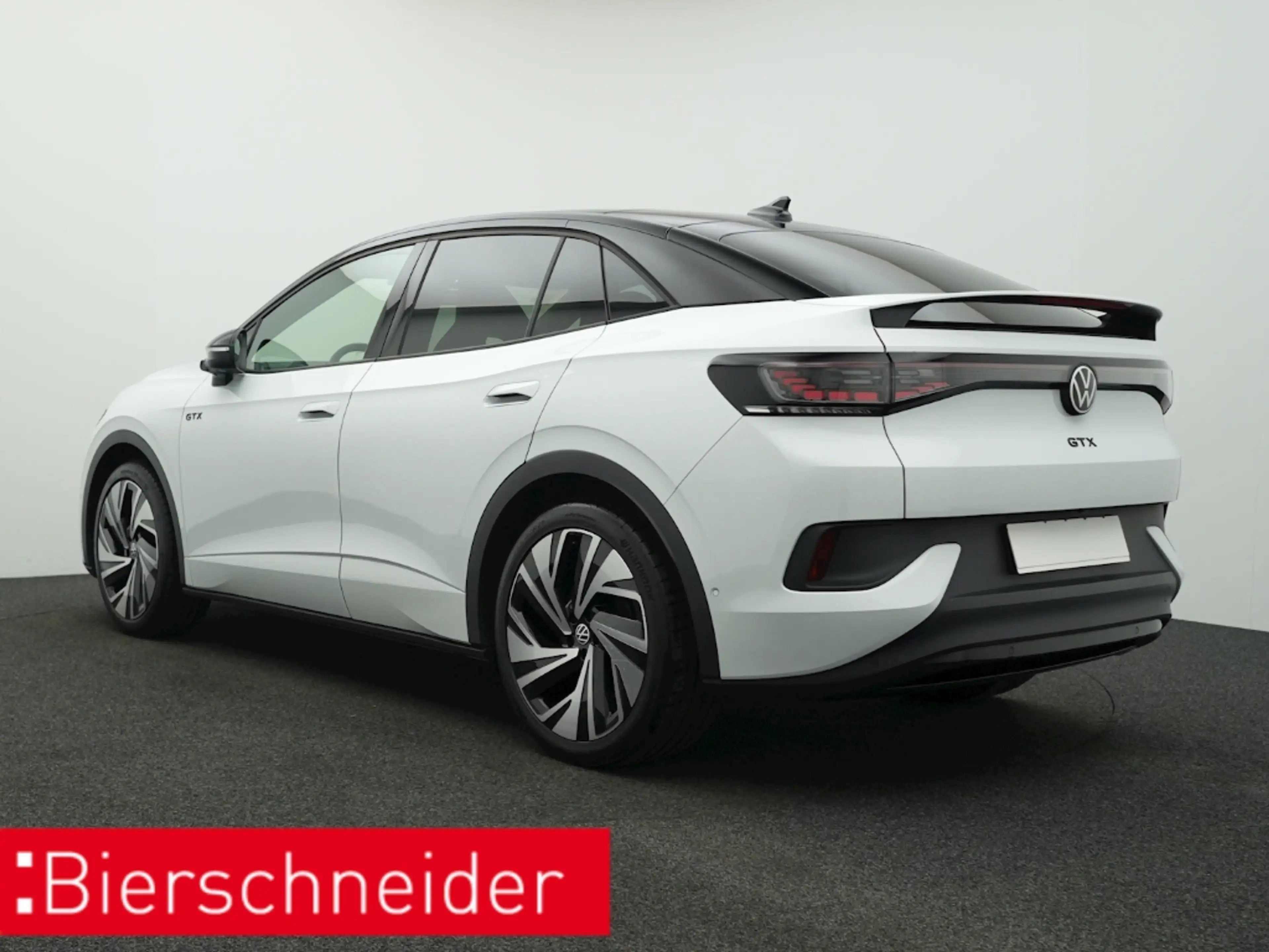 Volkswagen ID.5 GTX NAVI AHK PANO LED — photo 4