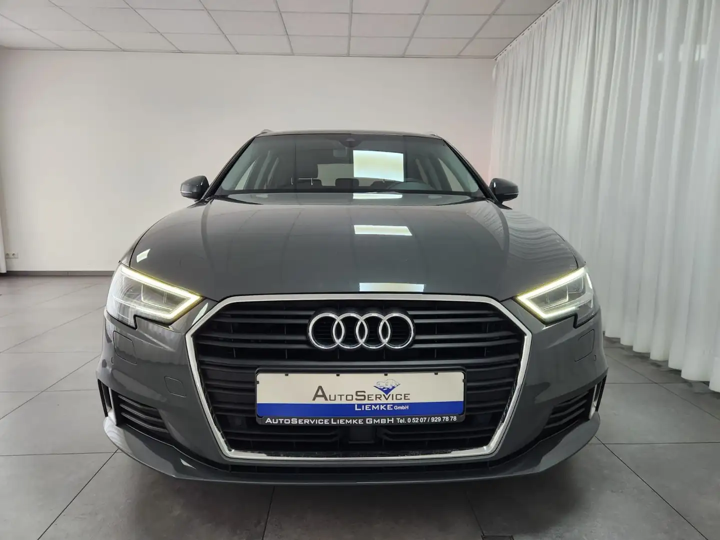 Audi A3 Sportback SPORT 150PS S-tronic NAV TEL PDC Grijs - 2