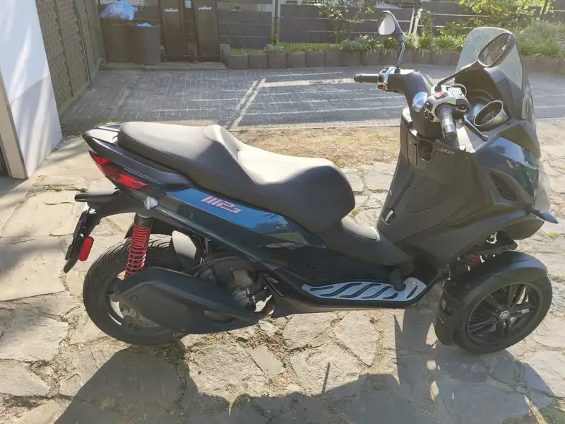 Piaggio MP3 300 - foto 2