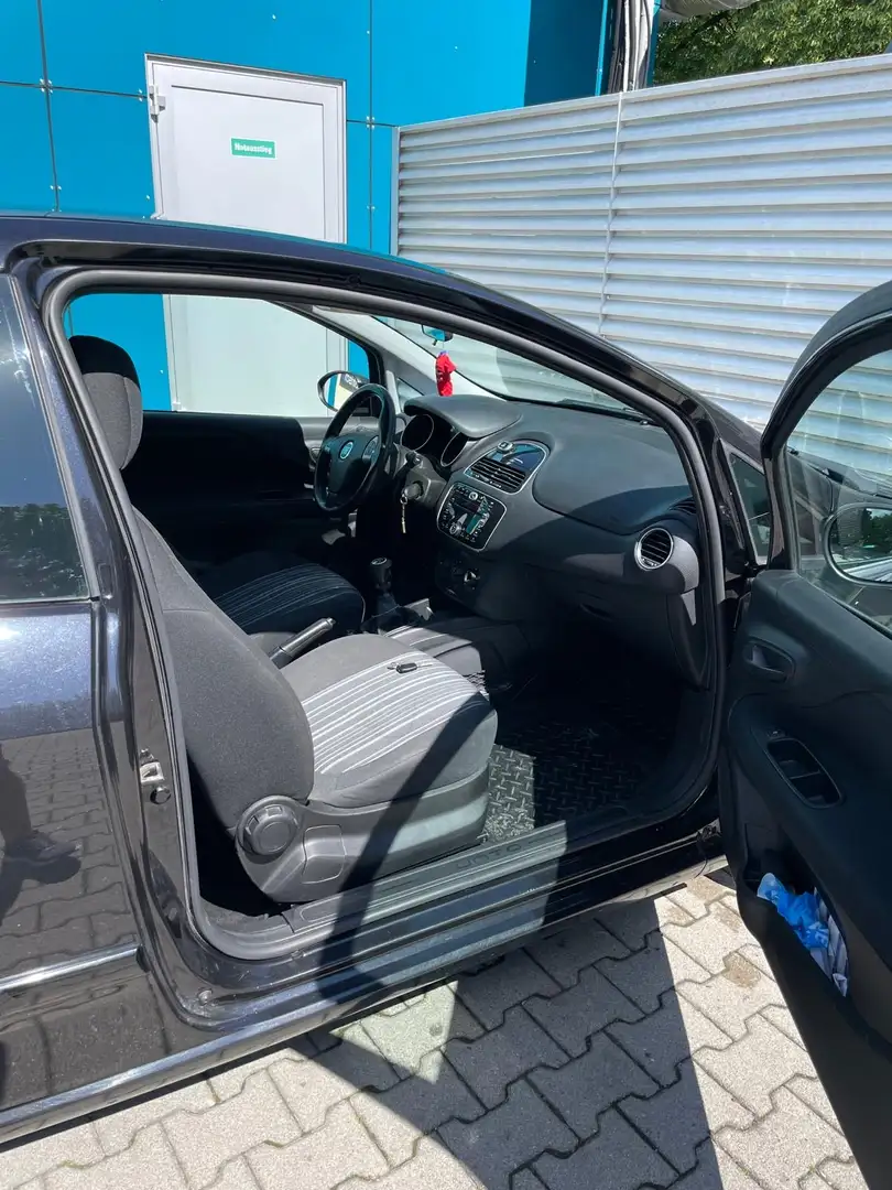 Fiat Punto Evo 1.4 8V Dynamic Start&Stop Czarny - 2