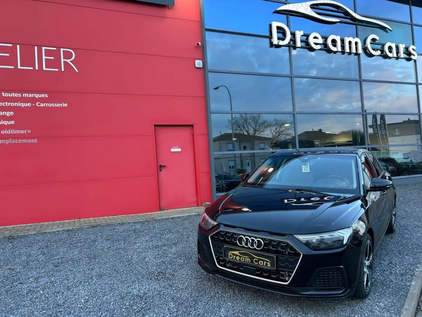 Audi A1 30 TFSI BOITE AUTOMATIQUE Noir - 1