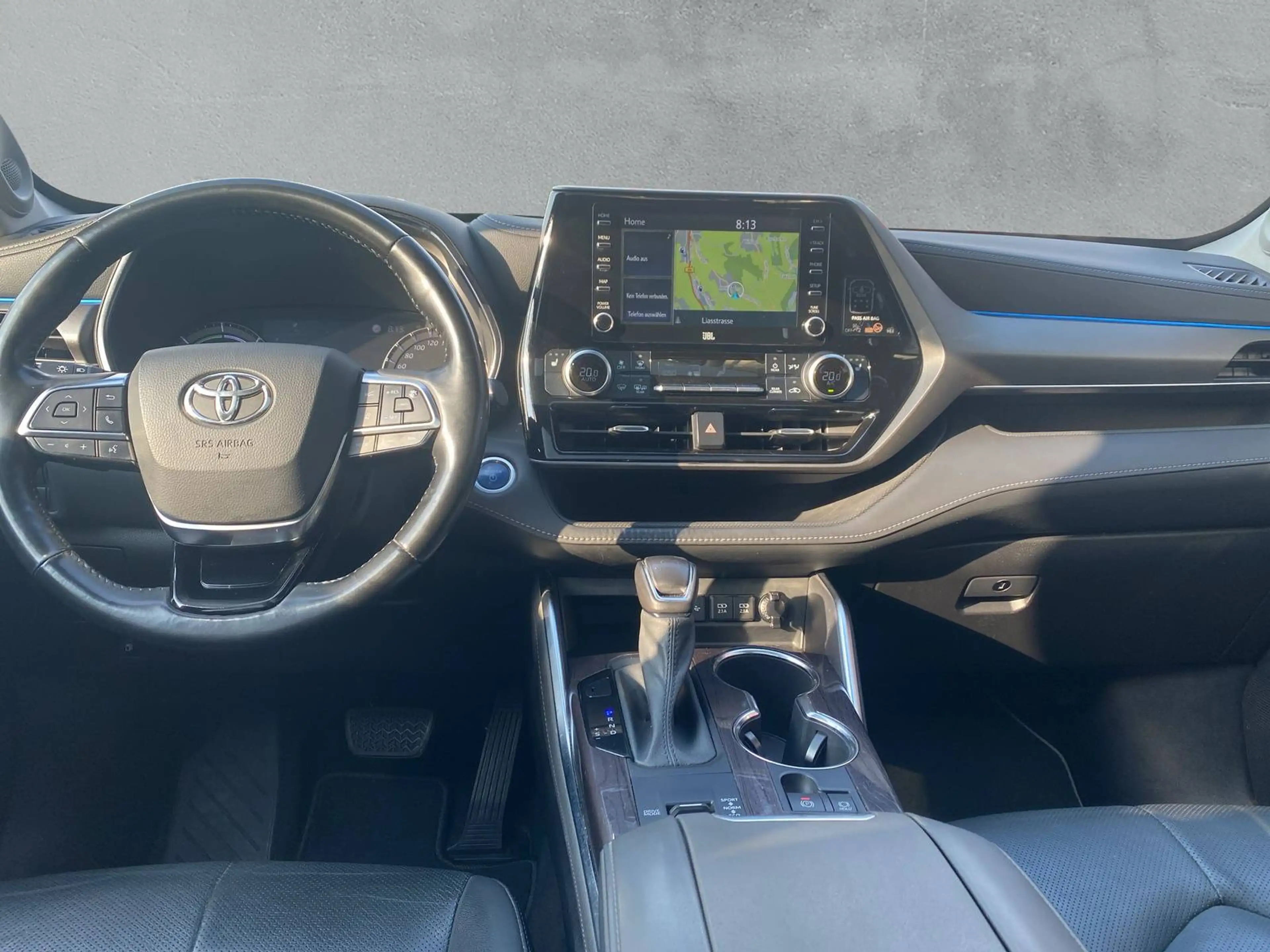 Toyota Highlander Hybrid Executive — photo 10