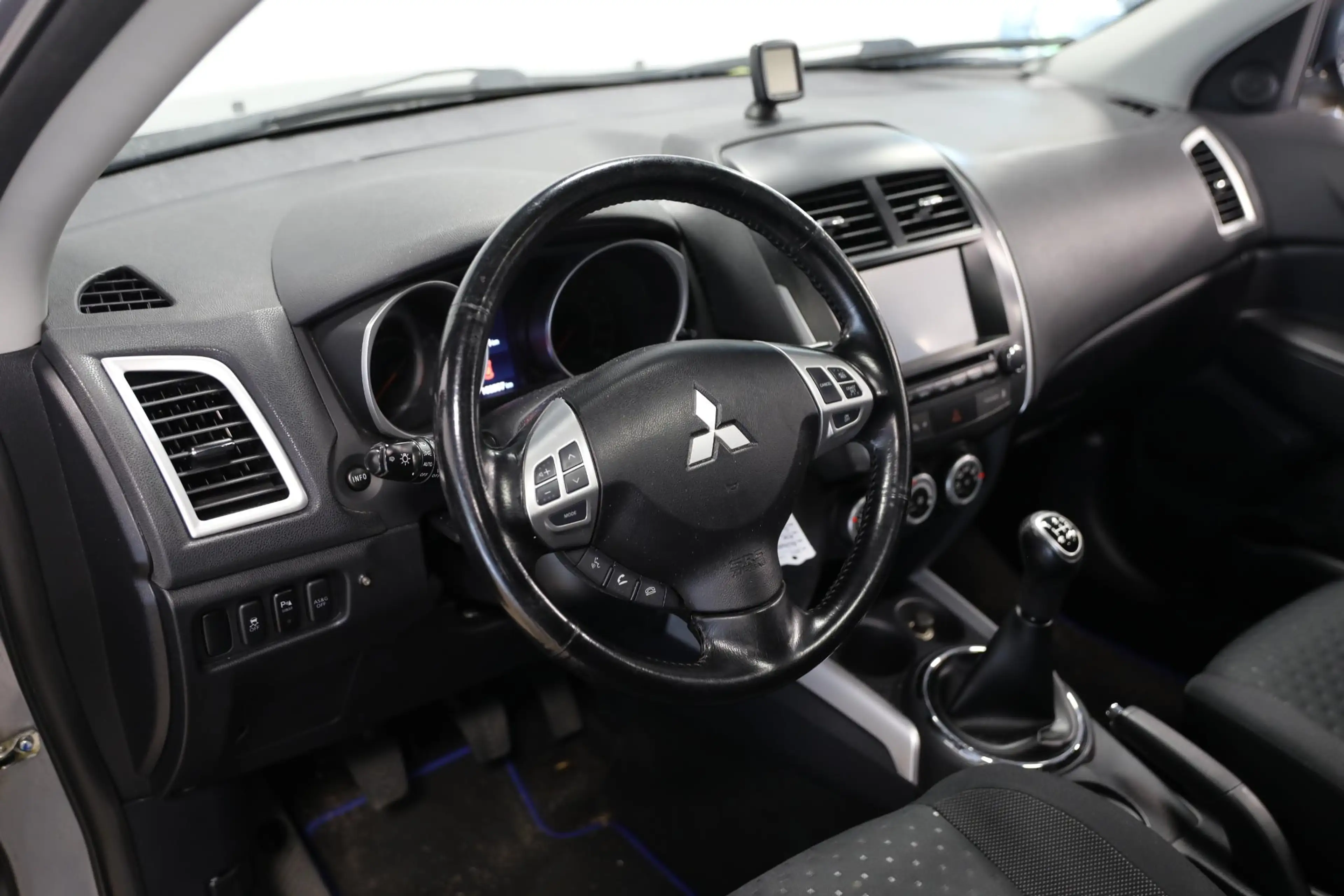 Mitsubishi ASX 1.6 Intense ClearTec | Trekhaak | Panoramadak — photo 4