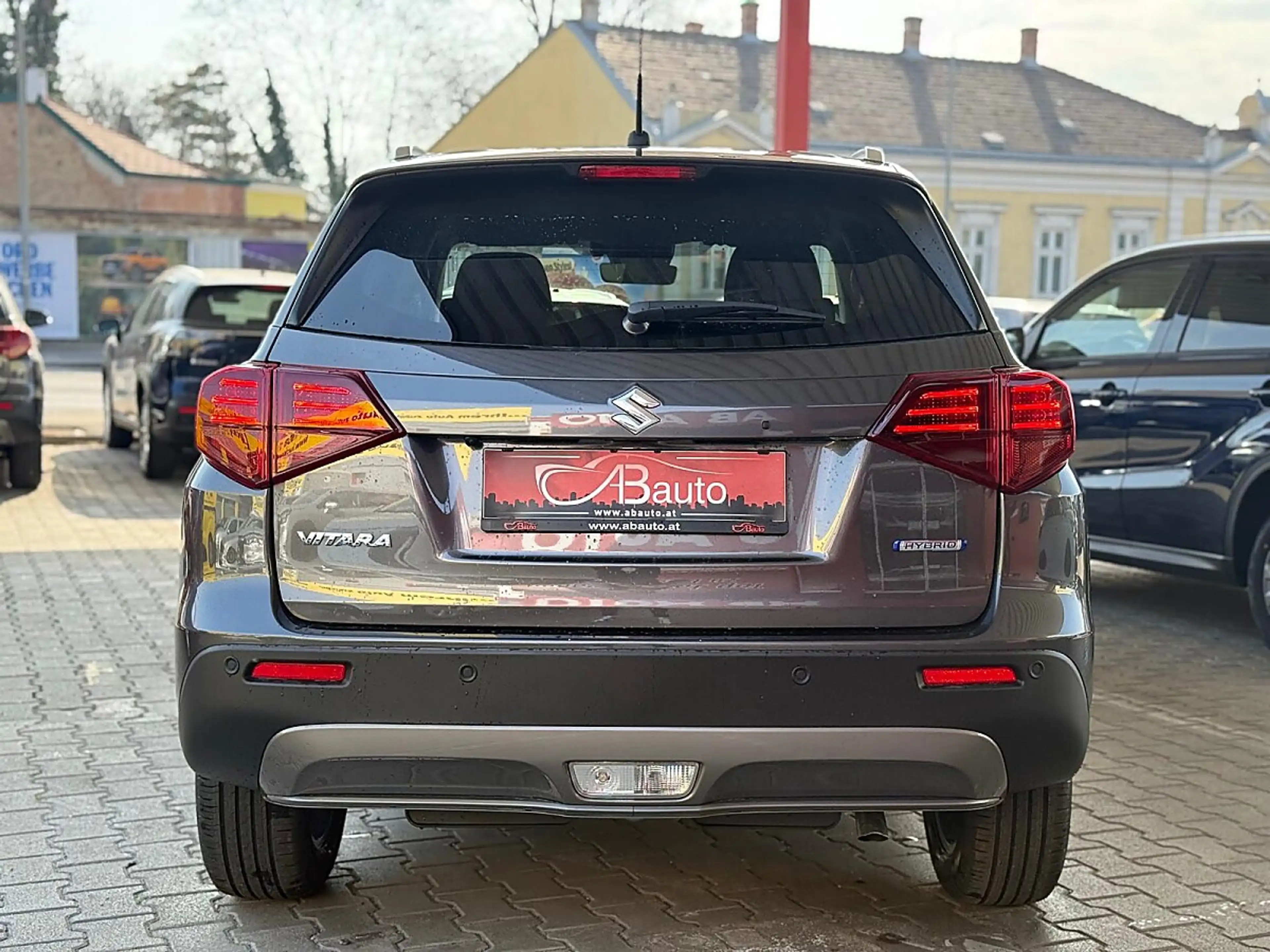 Suzuki Vitara 1,4 Hybrid ALLGRIP shine — photo 6