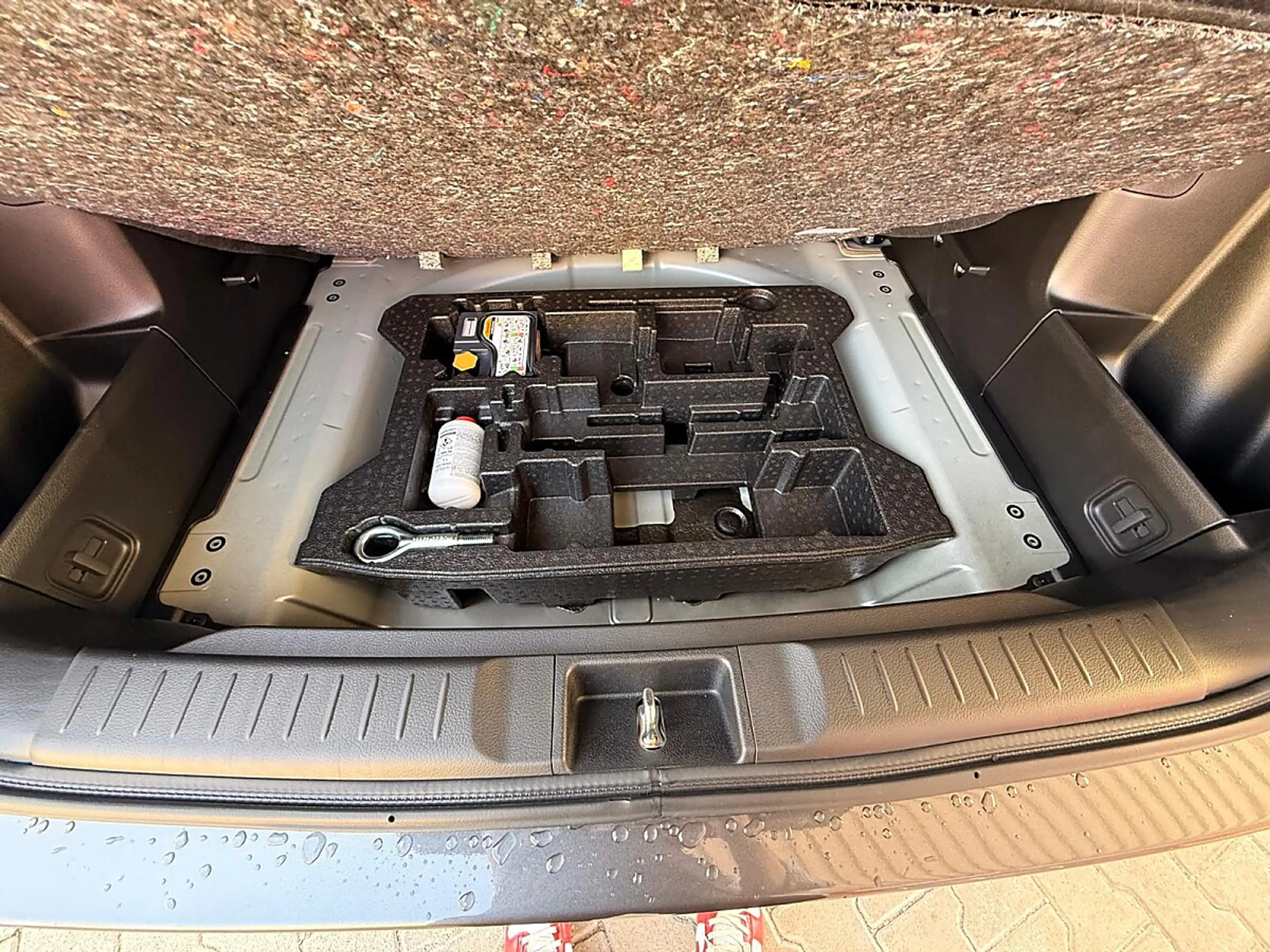 Suzuki Vitara 1,4 Hybrid ALLGRIP shine — photo 10