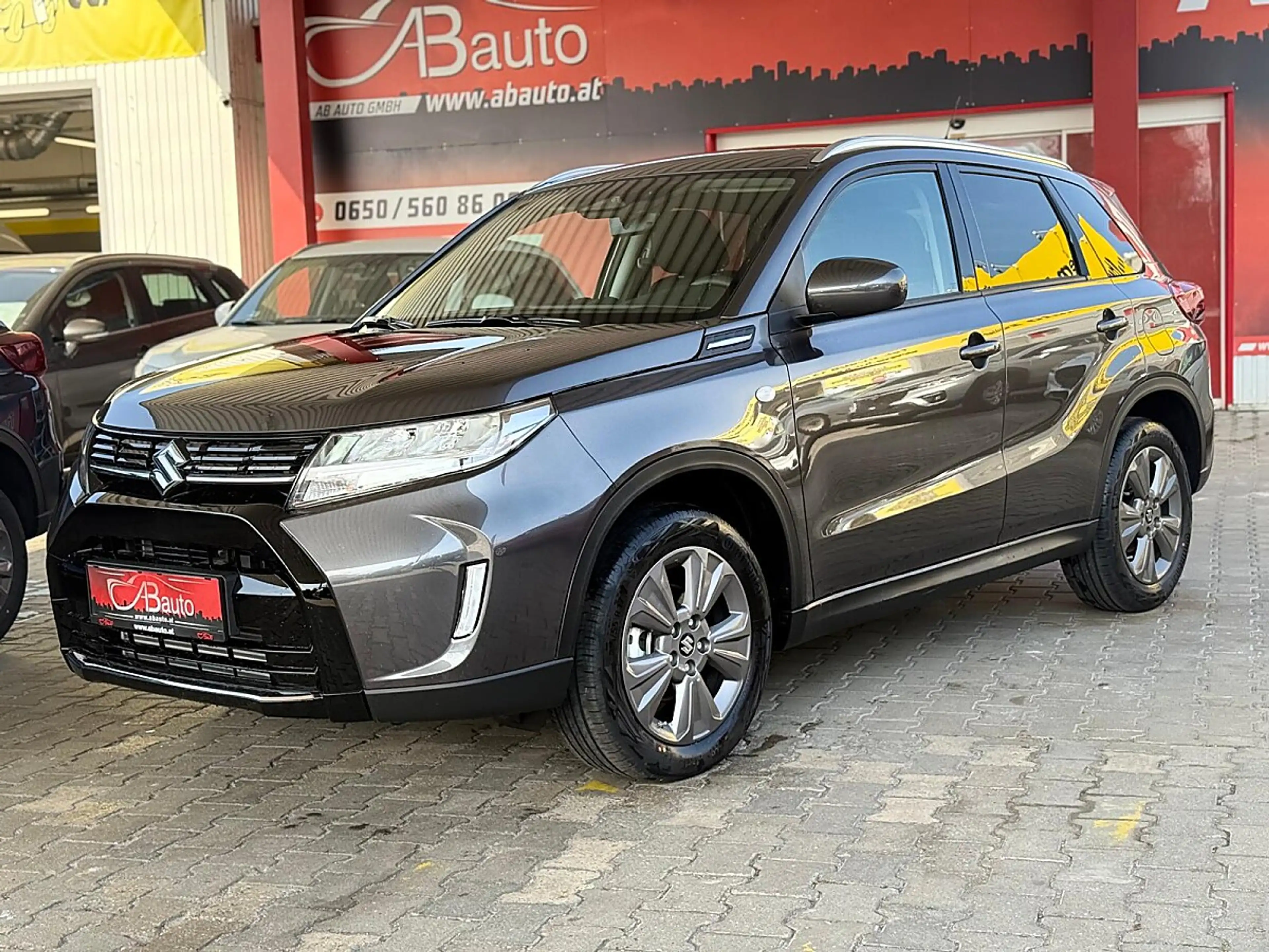 Suzuki Vitara 1,4 Hybrid ALLGRIP shine — photo 3
