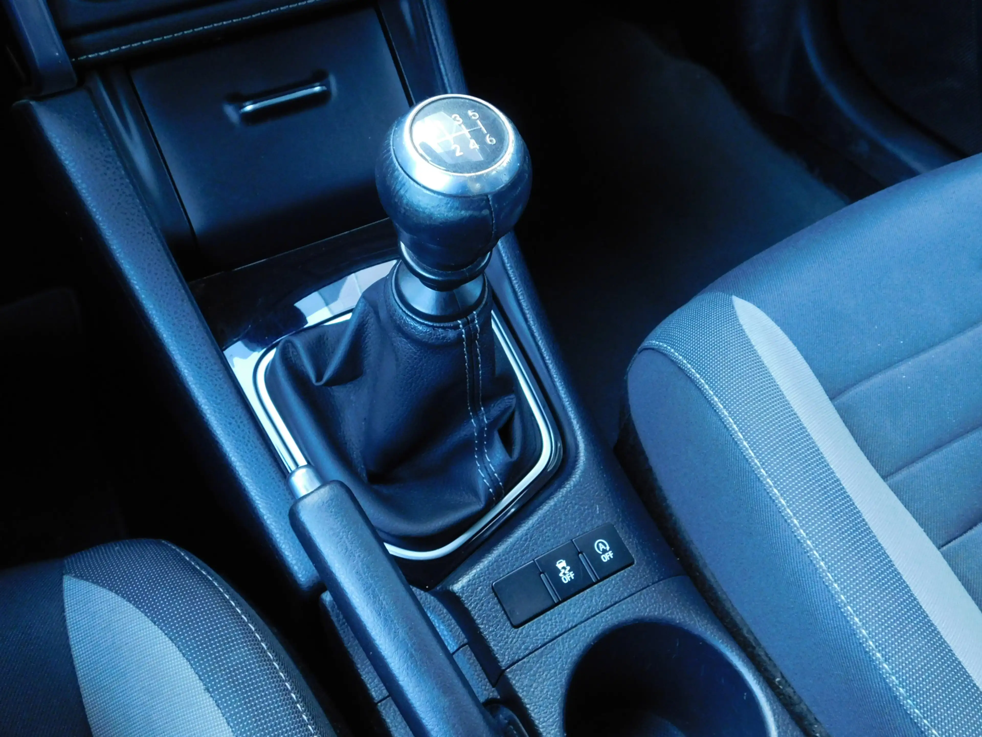 Toyota Auris 1.2T Aspiration | Trekhaak — photo 17