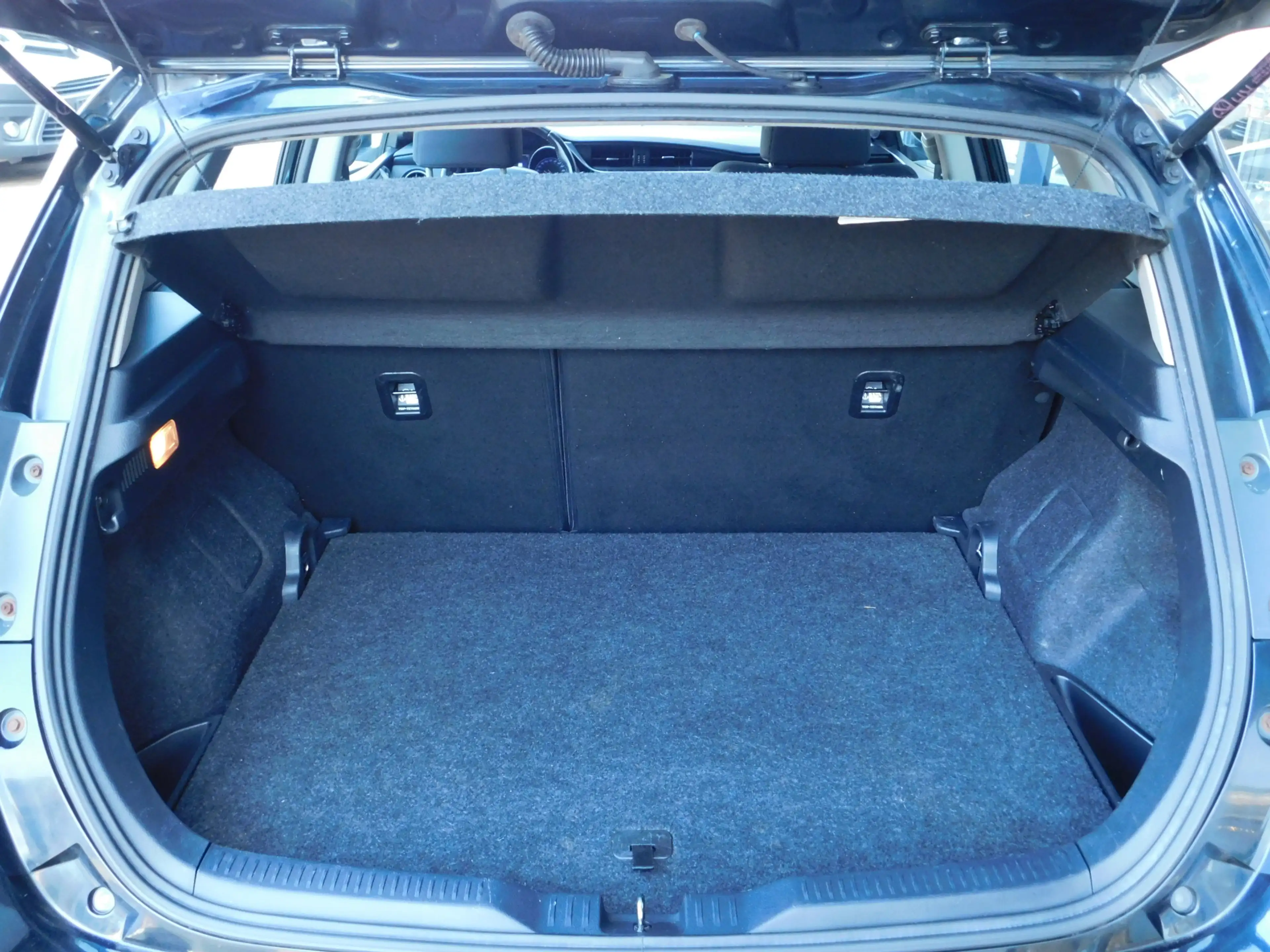 Toyota Auris 1.2T Aspiration | Trekhaak — photo 15